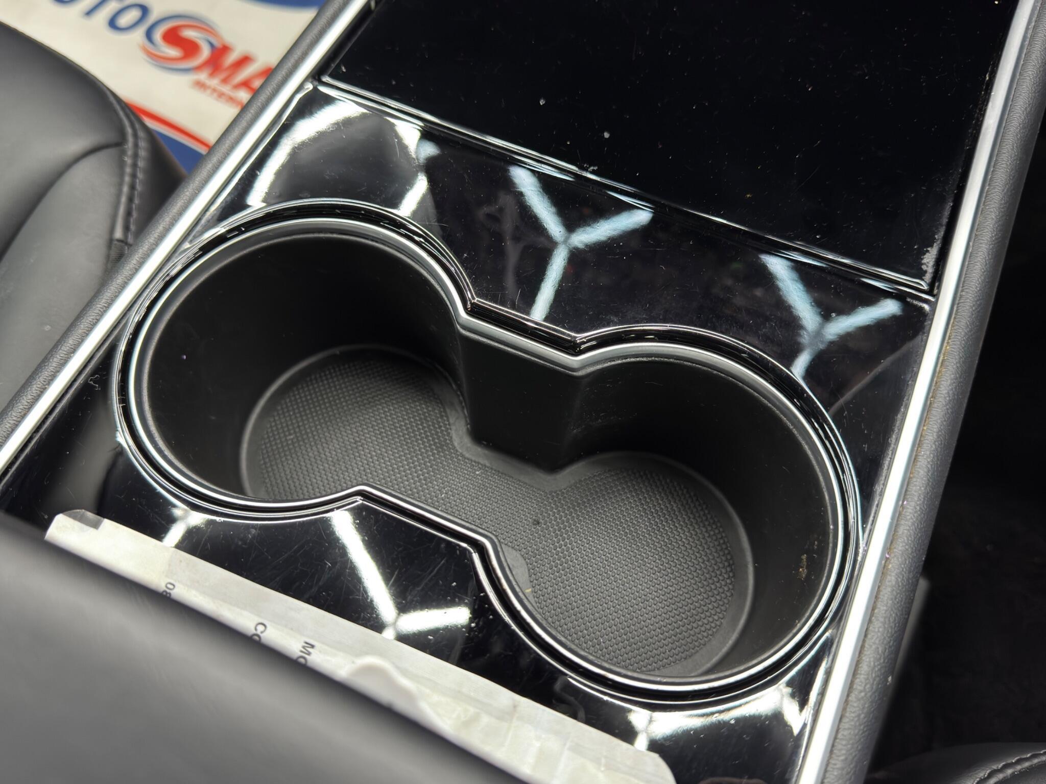 Tesla Model 3 - Image 24