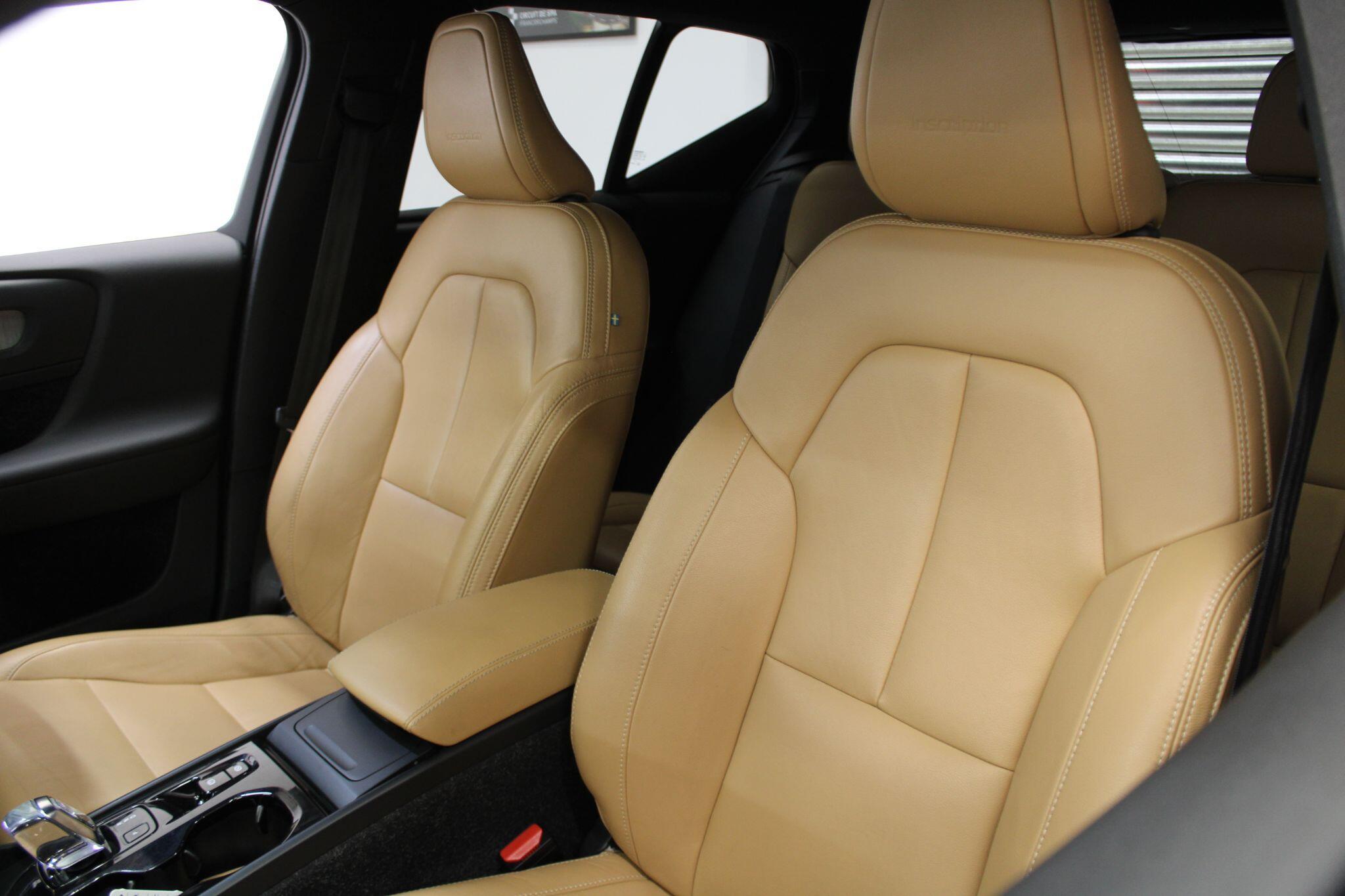 Volvo XC40 - Image 45
