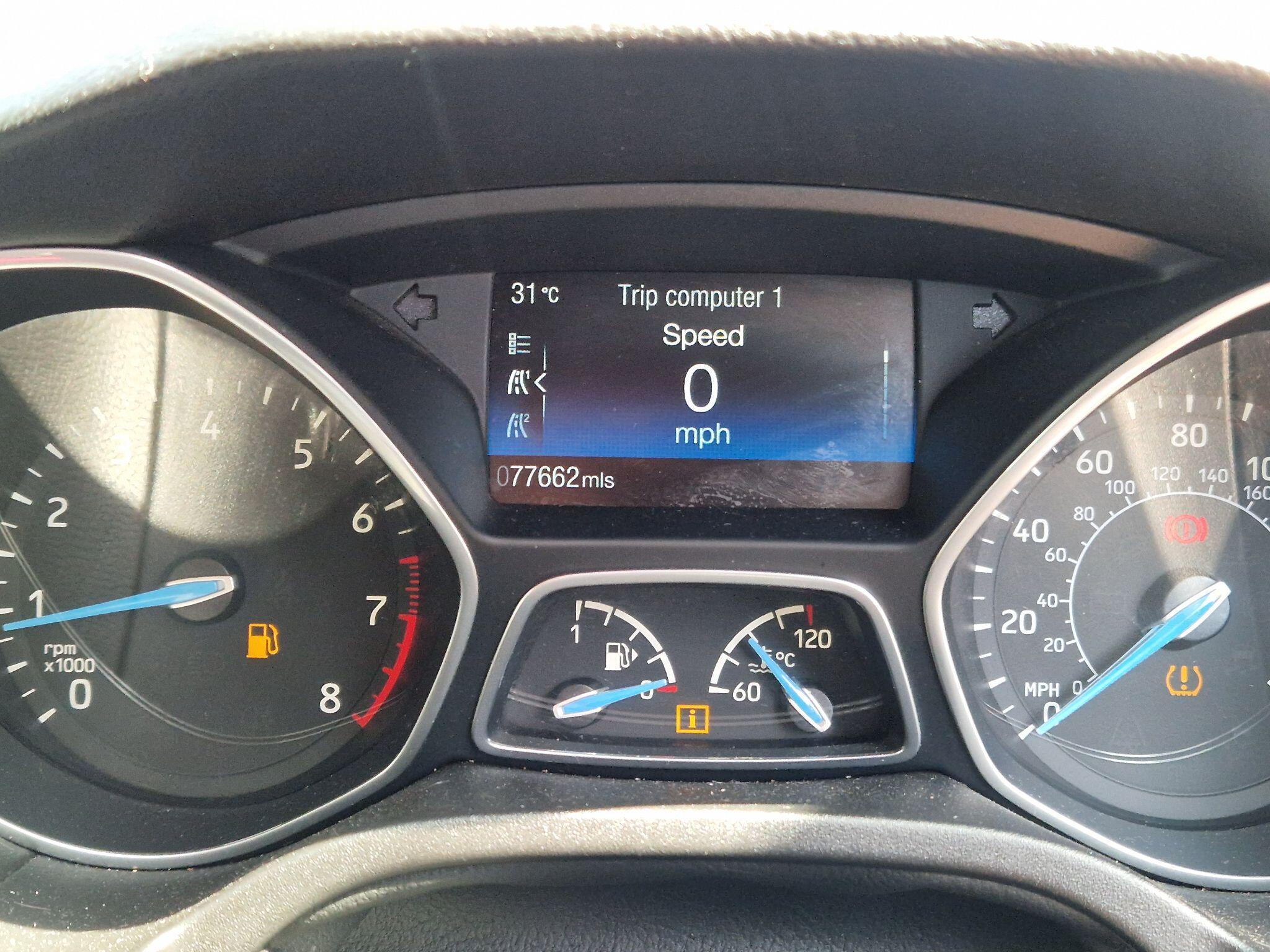 Ford Focus - Image 9