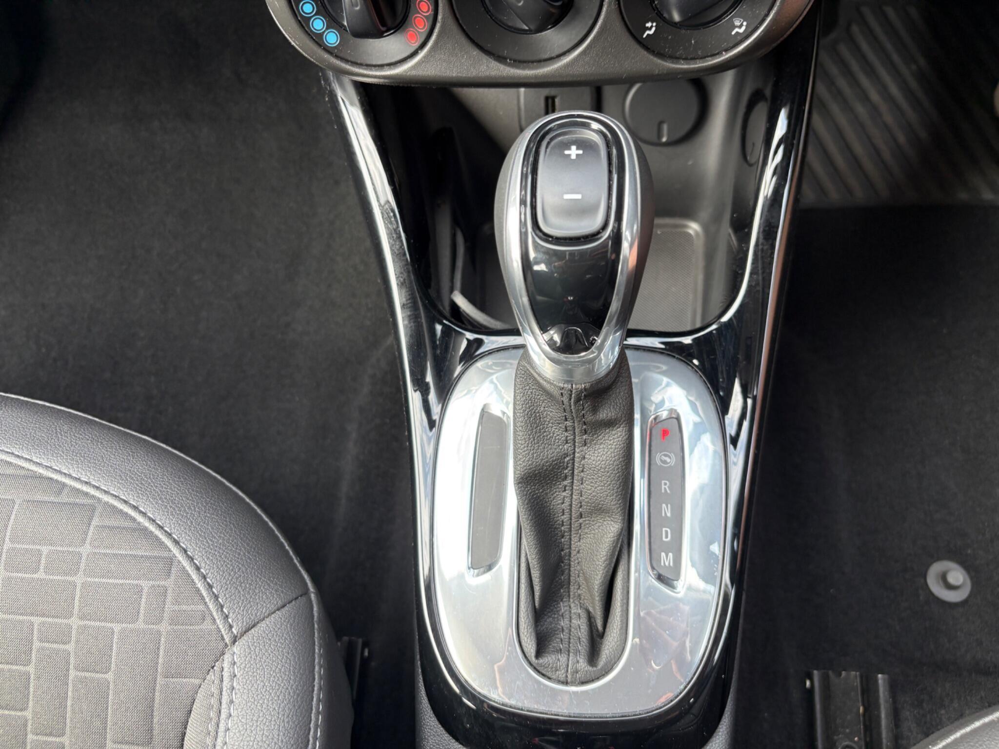 Vauxhall Corsa - Image 23