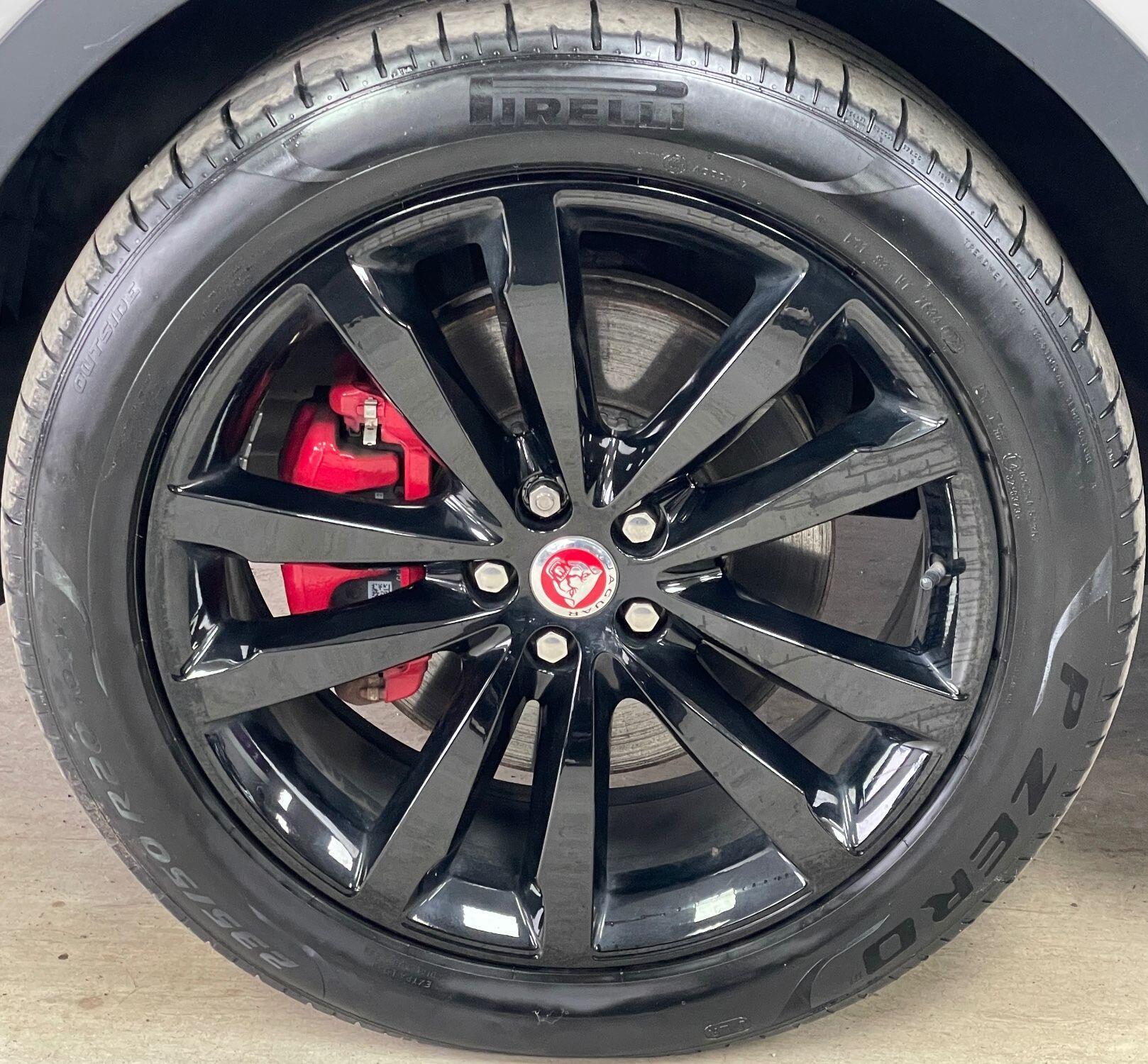 Jaguar E-Pace - Image 15