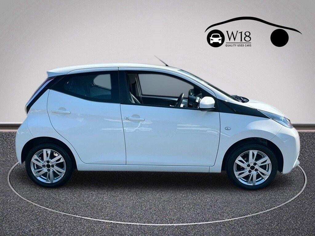 Toyota Aygo - Image 6