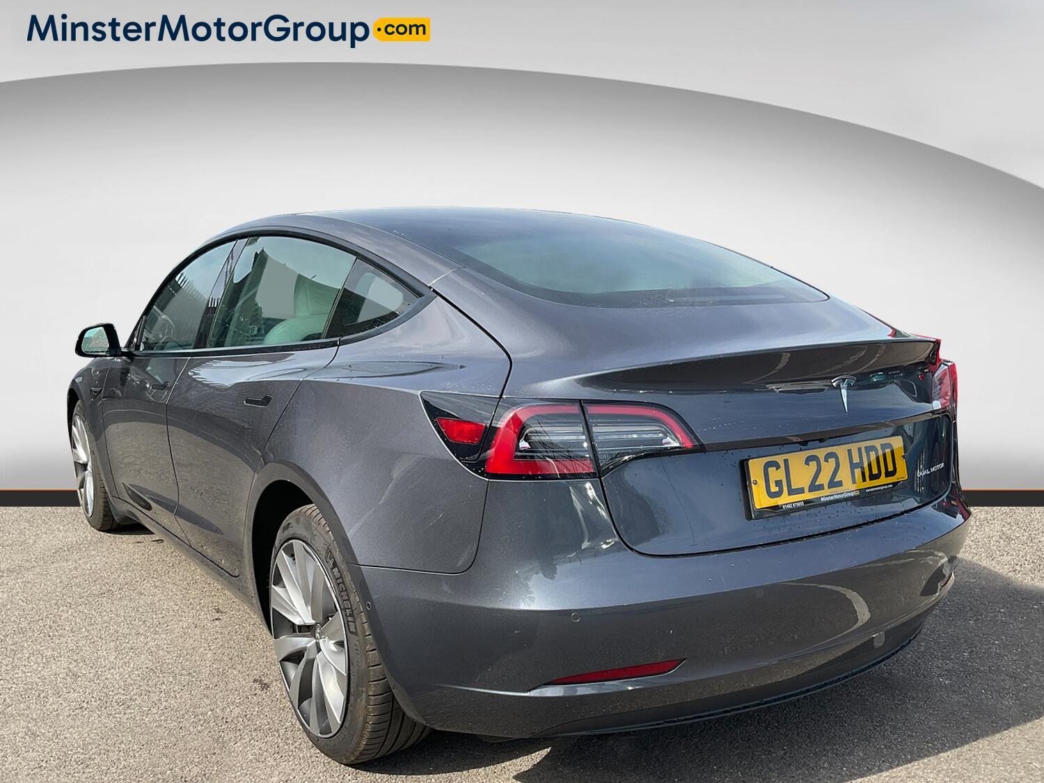 Tesla Model 3 - Image 4