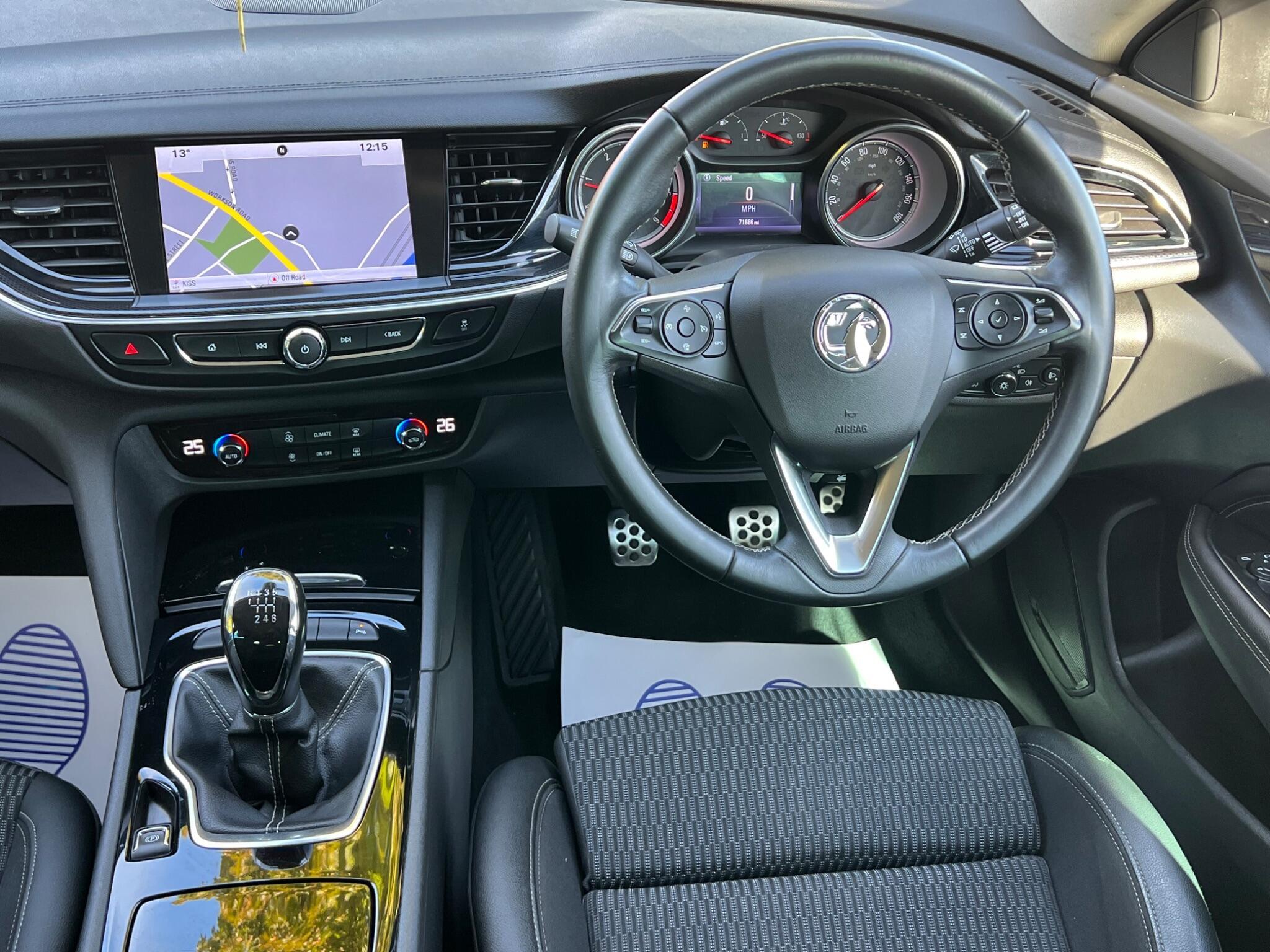 Vauxhall Insignia - Image 16