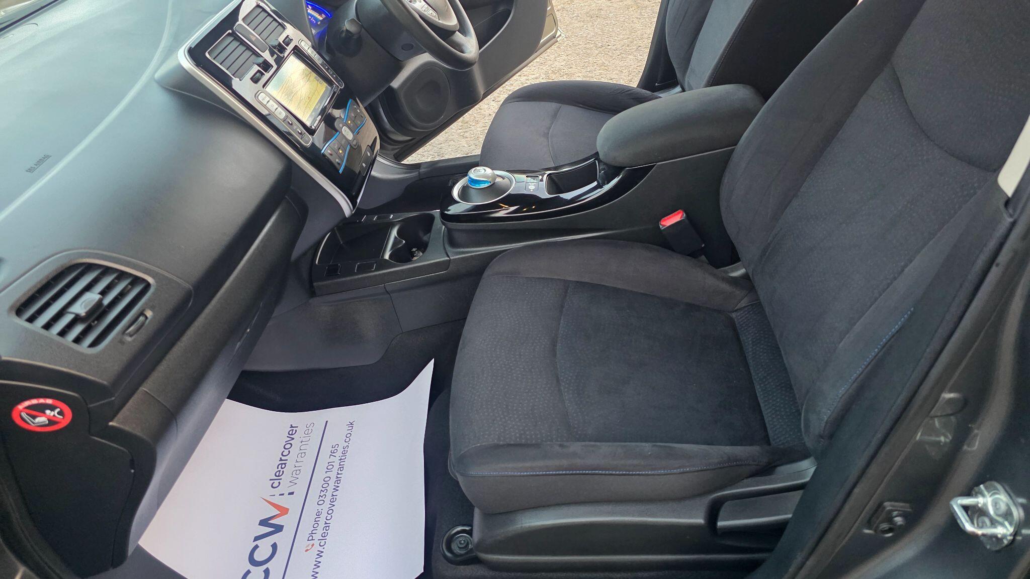 Nissan Leaf - Image 25