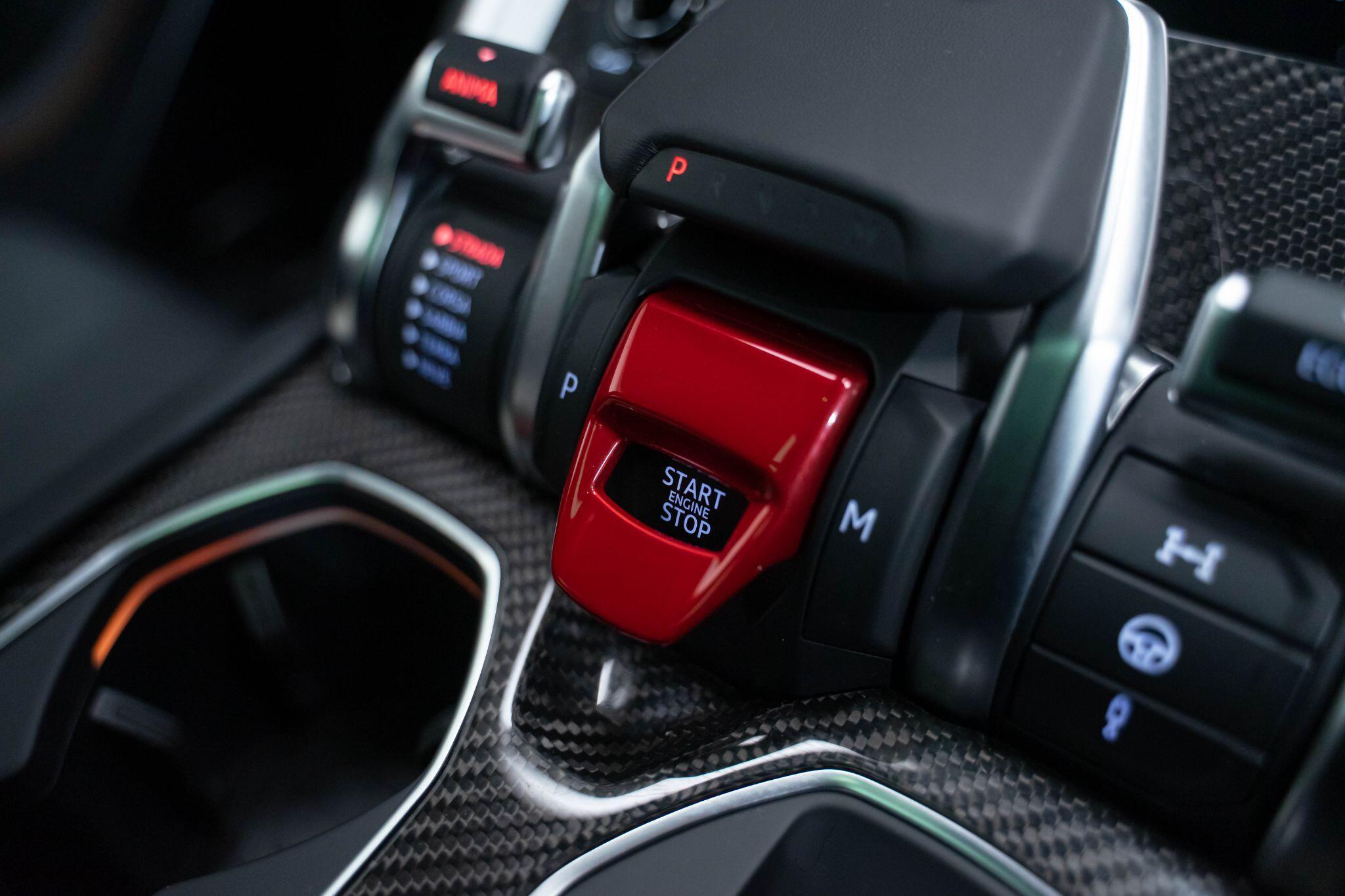 Lamborghini Urus - Image 34