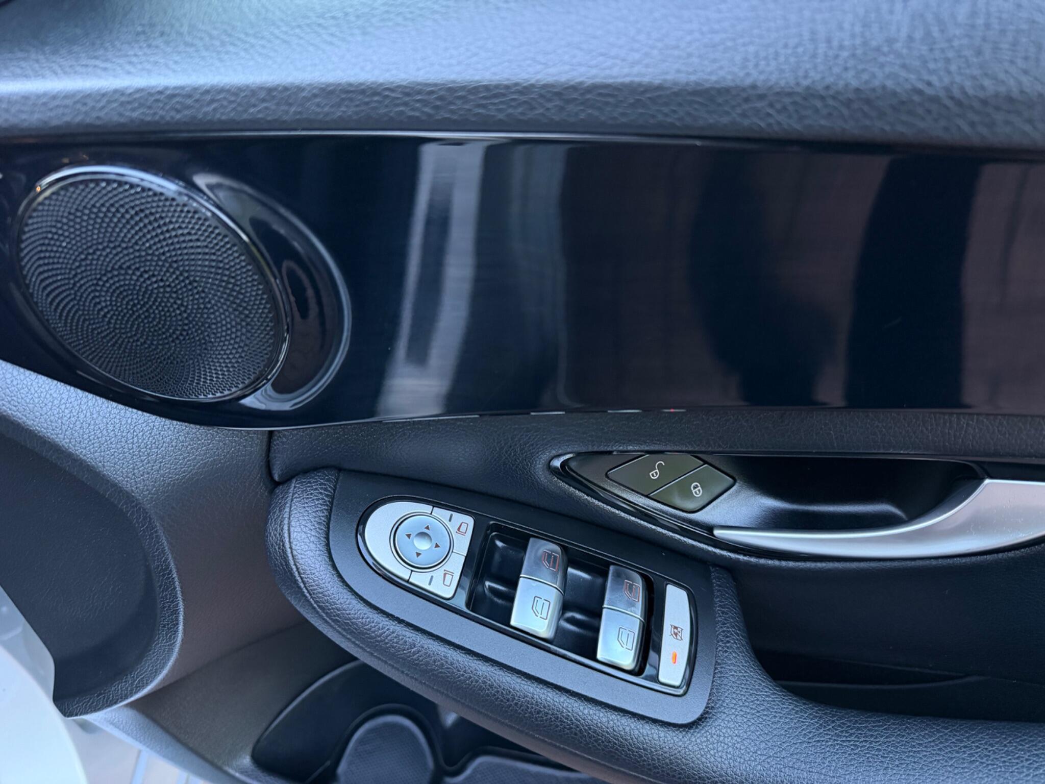 Mercedes C Class - Image 37