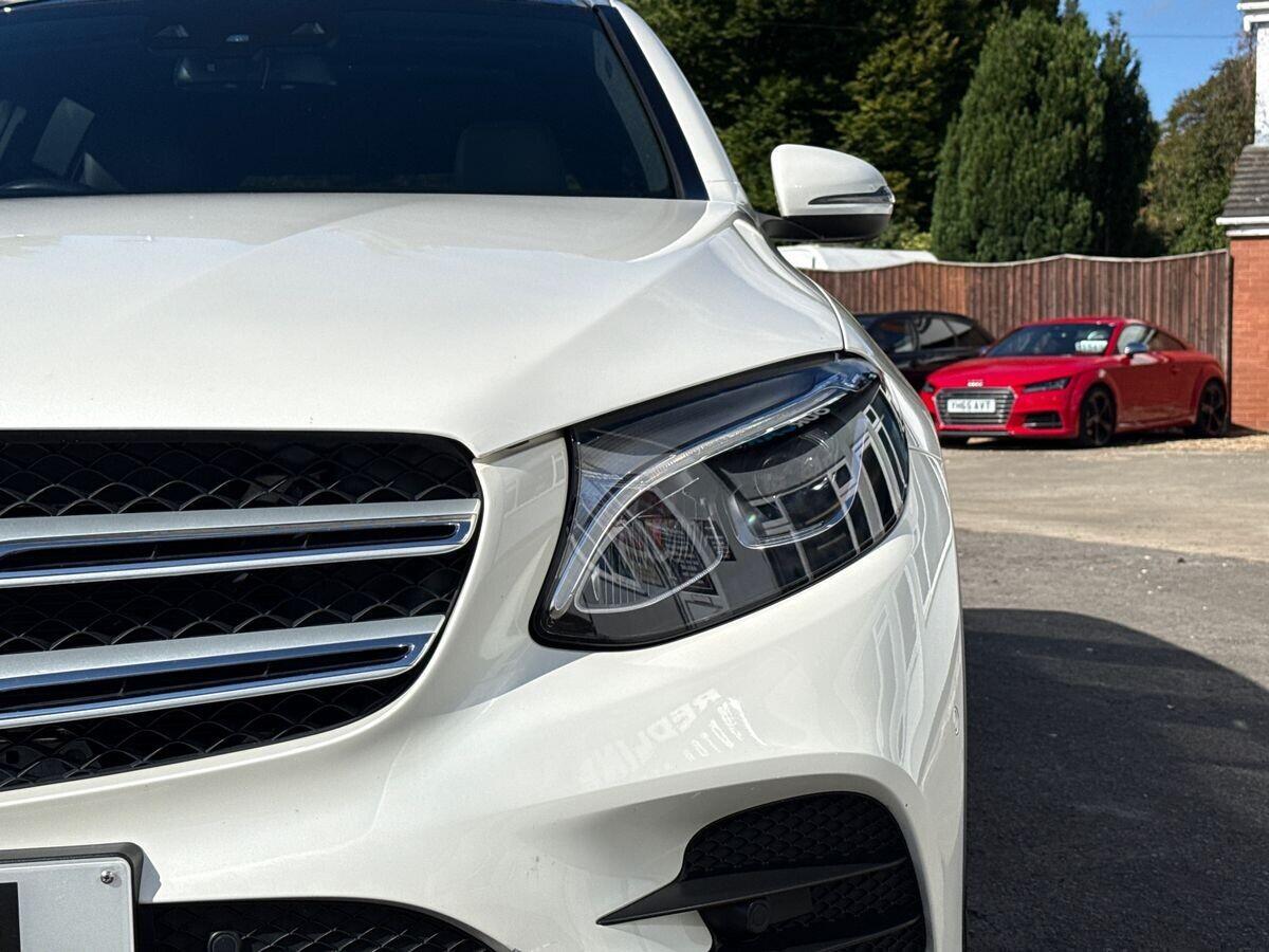 Mercedes GLC