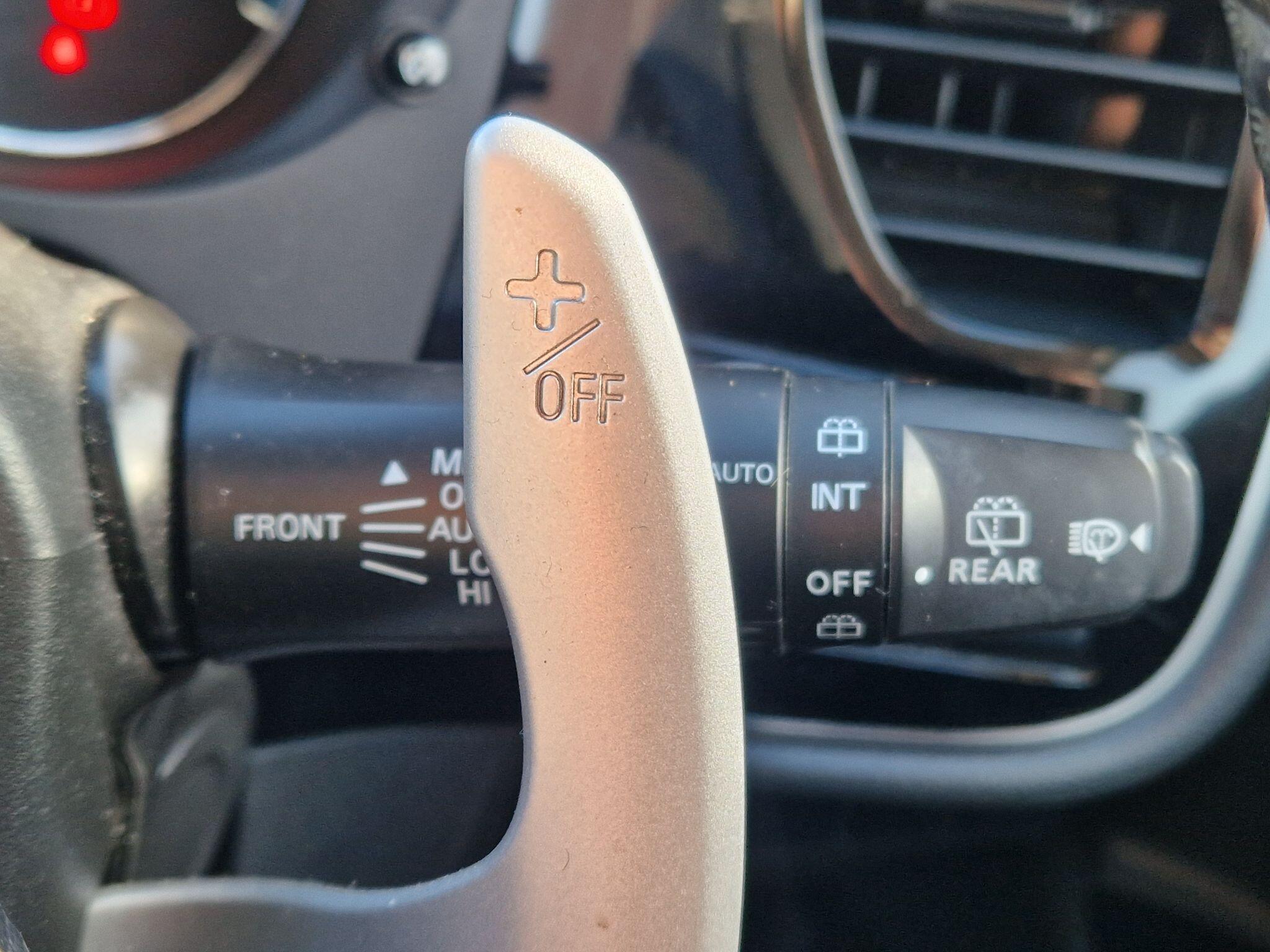 Mitsubishi Outlander - Image 48