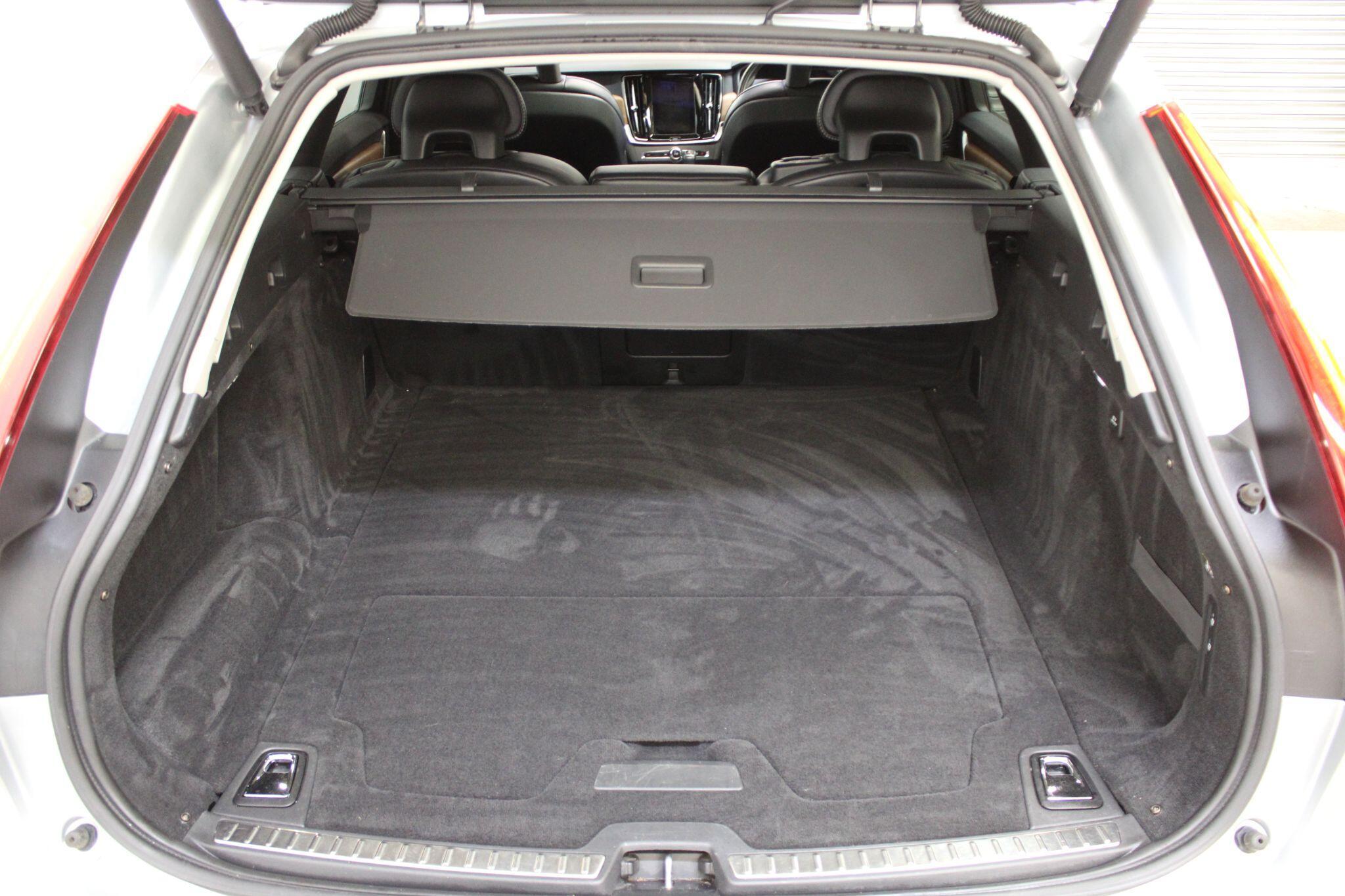 Volvo V90 - Image 47