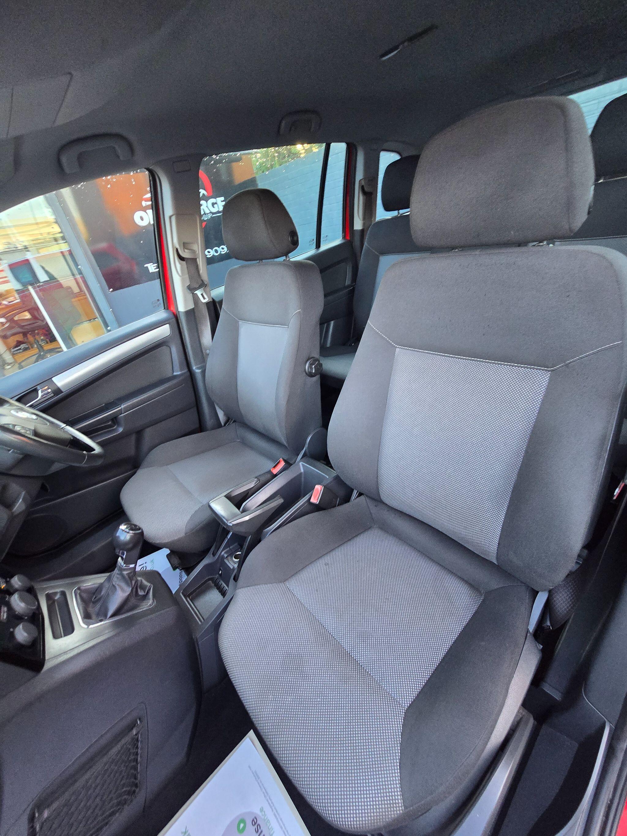 Vauxhall Zafira - Image 37
