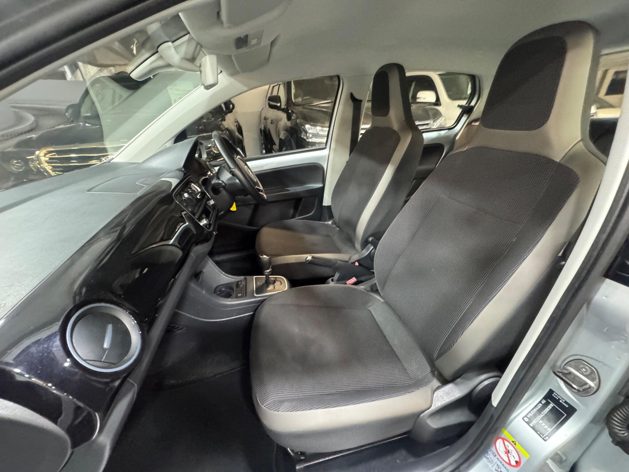 Volkswagen up! - Image 10