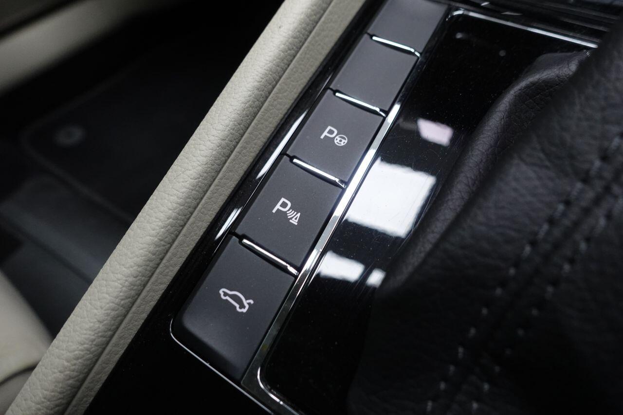 Skoda Superb - Image 57