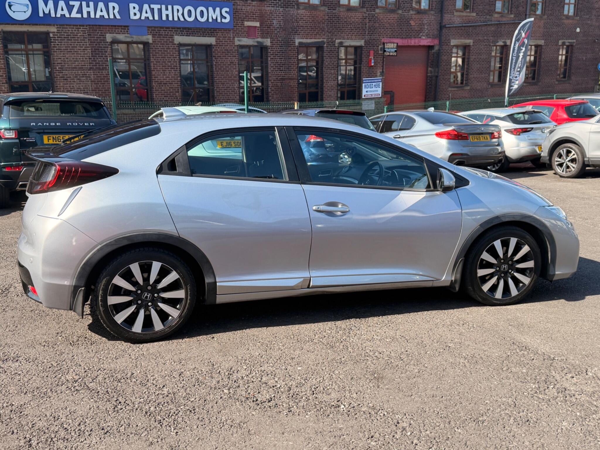 Honda Civic - Image 8
