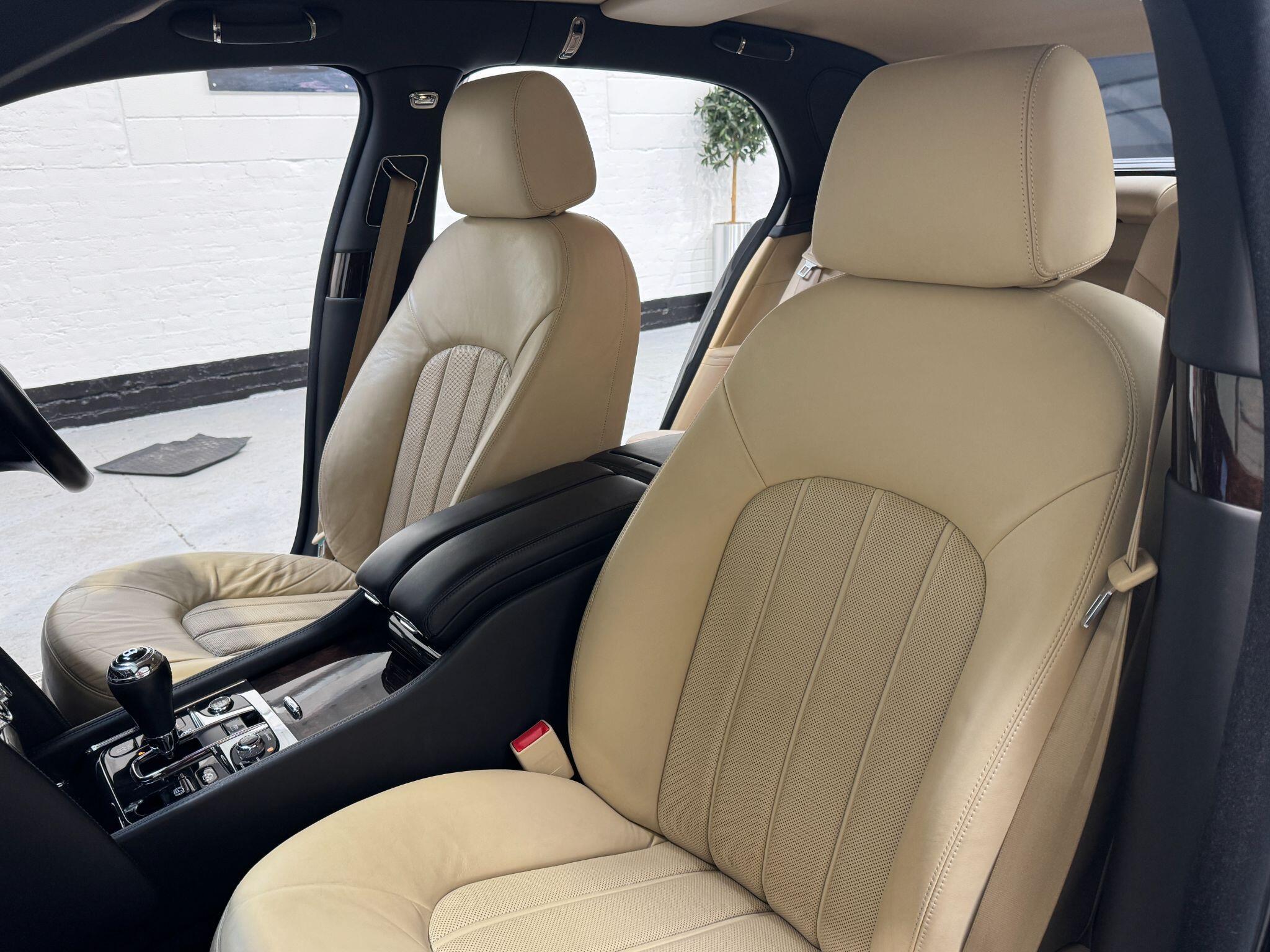 Bentley Mulsanne - Image 83