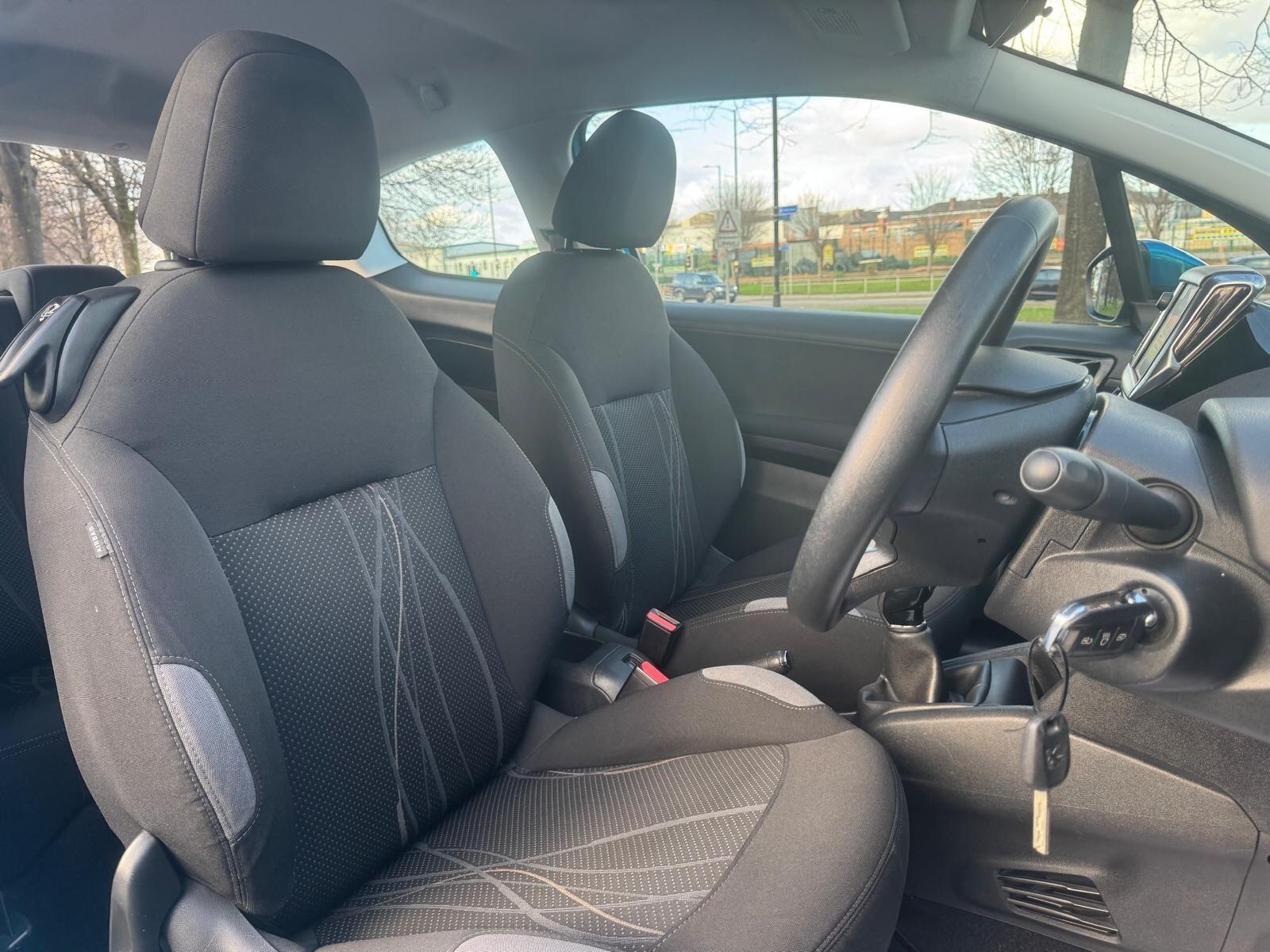 Peugeot 208 - Image 19