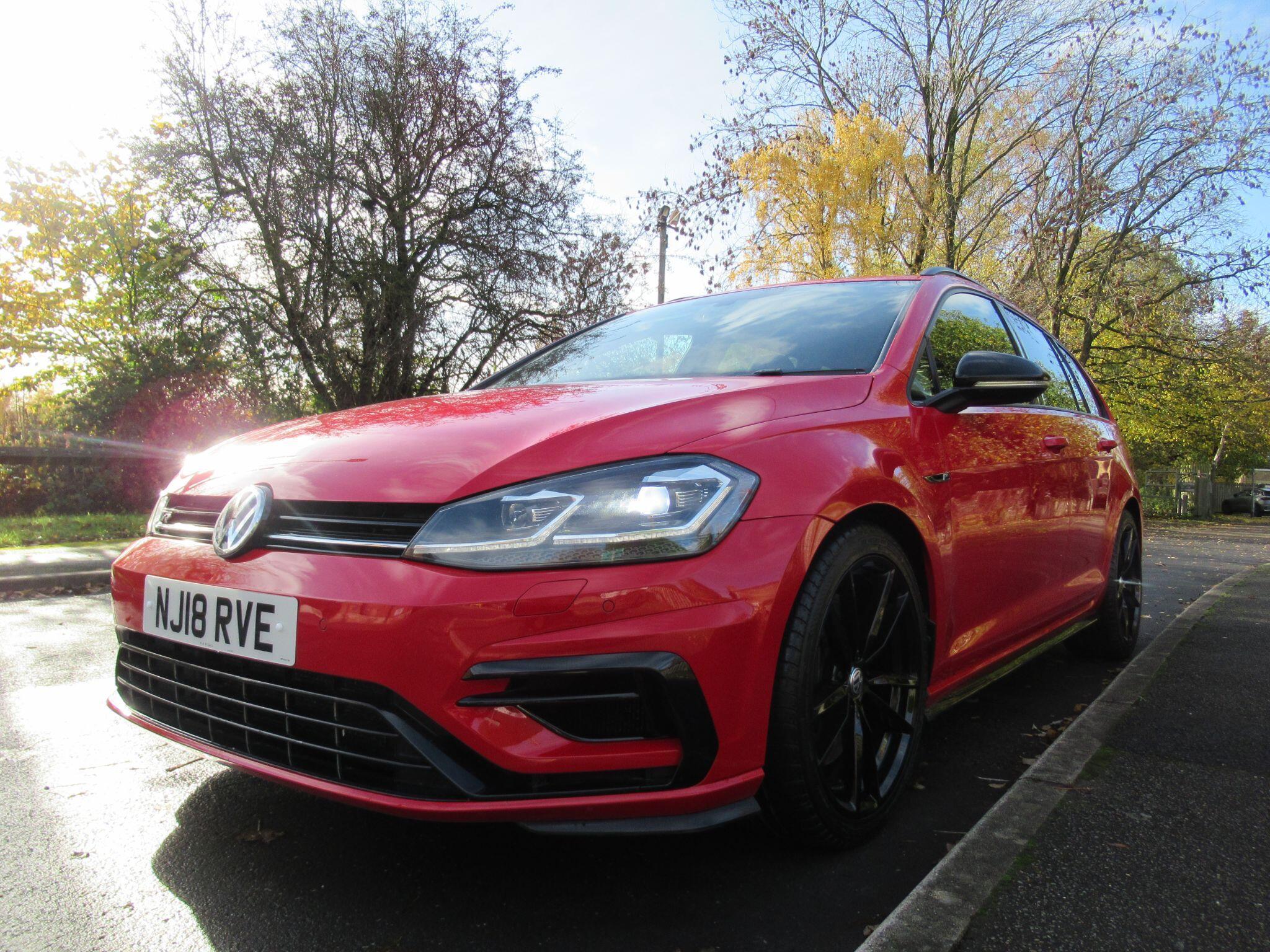 Volkswagen Golf - Image 9