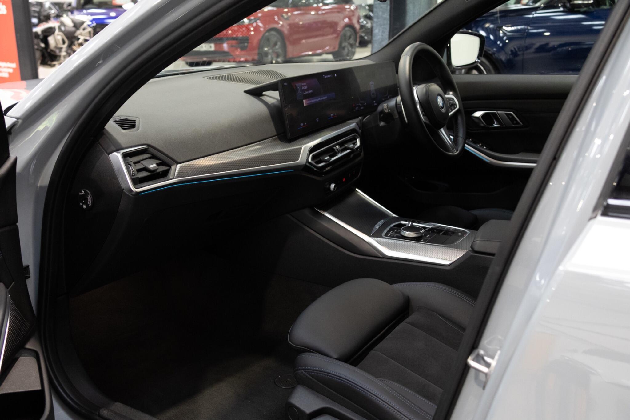 BMW 3 Series - Image 16