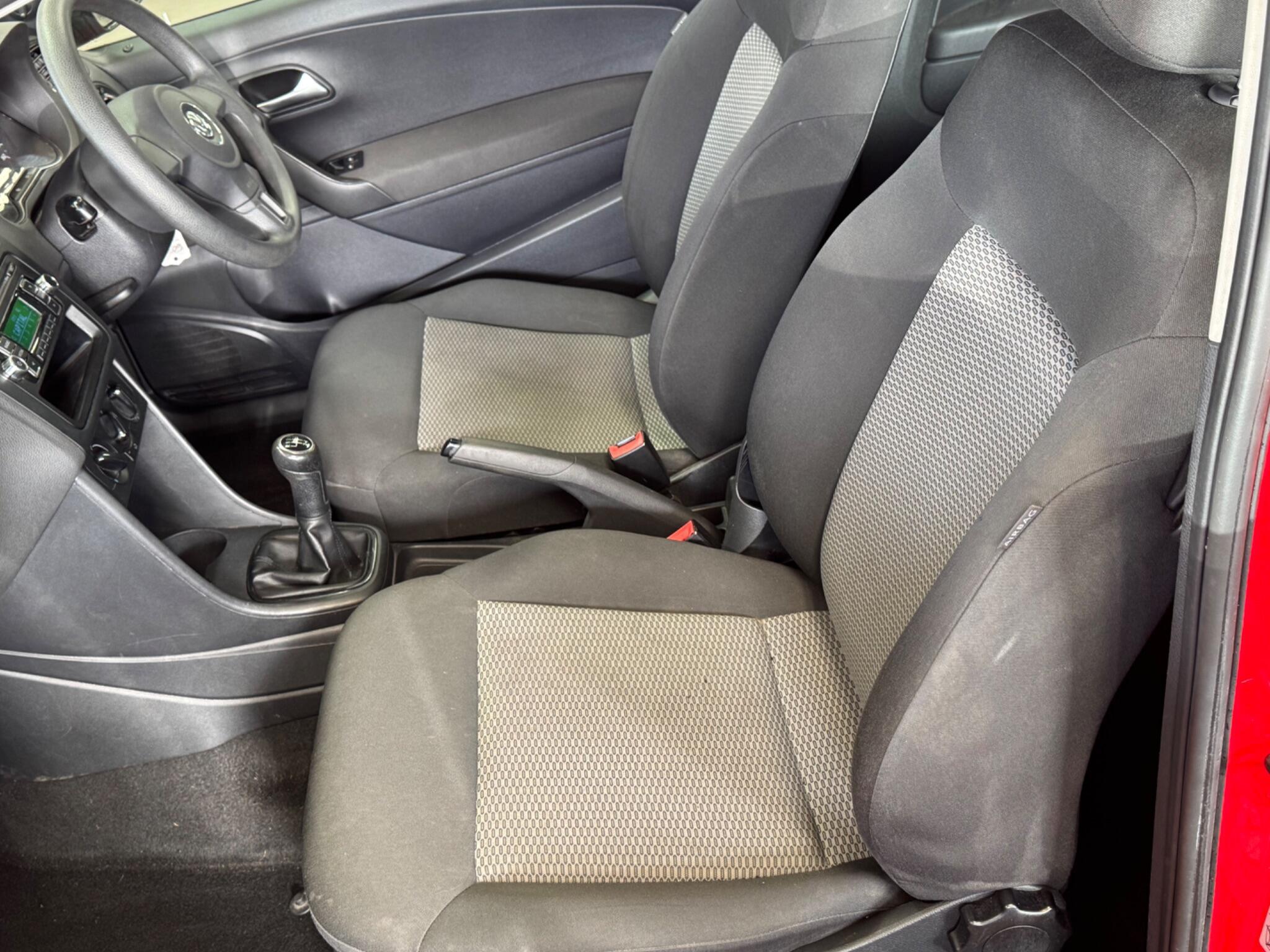 Volkswagen Polo - Image 28