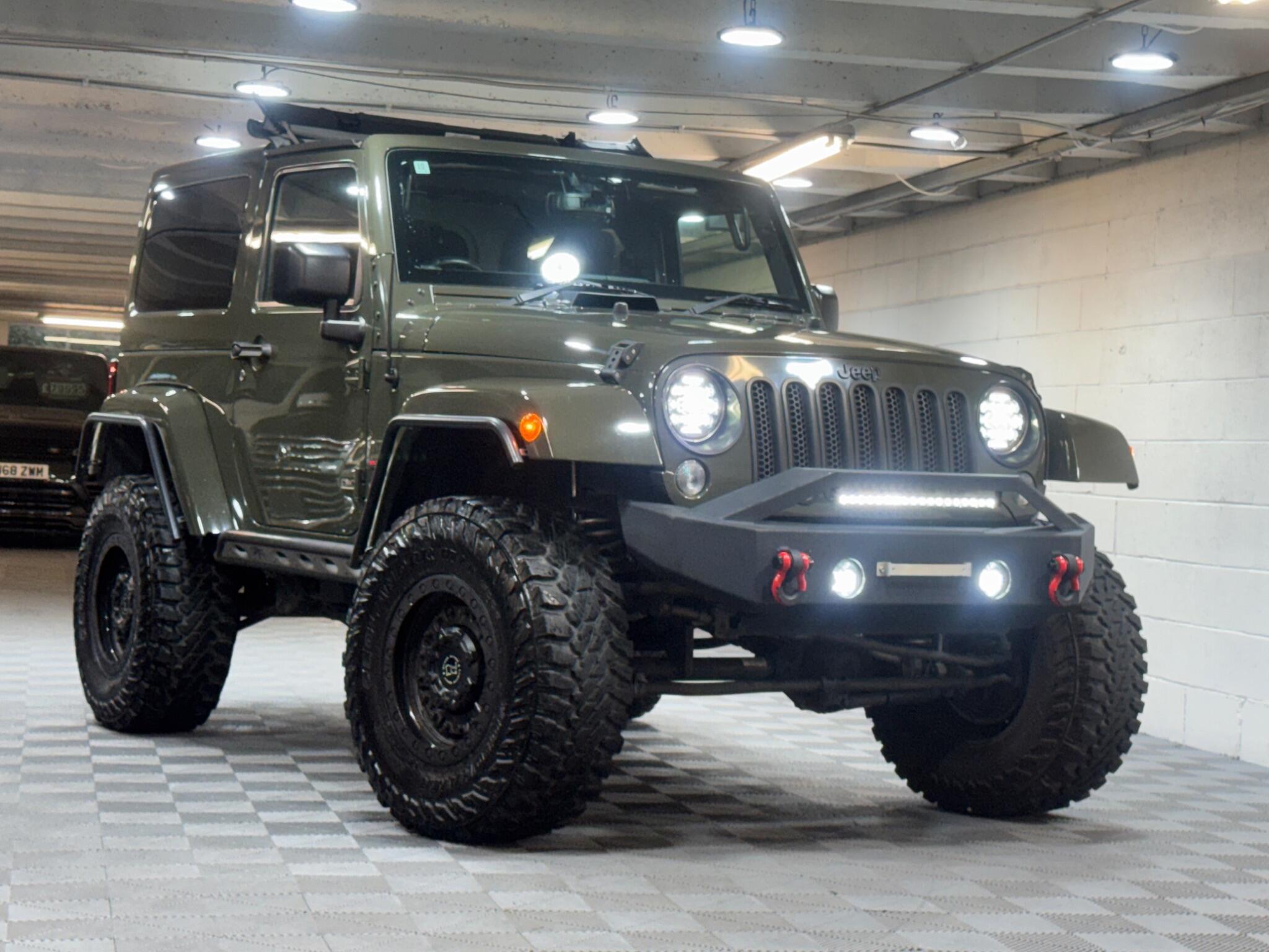Jeep Wrangler - Image 19