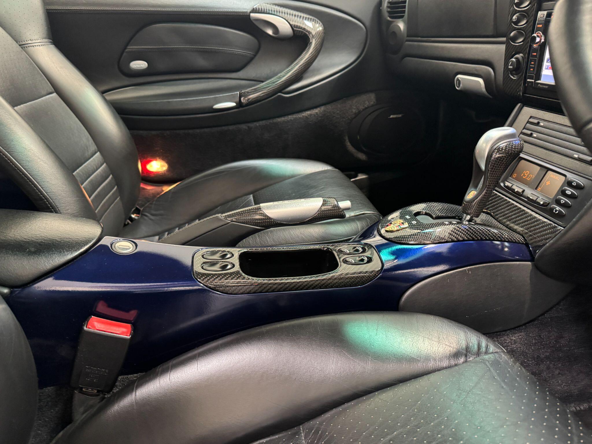 Porsche 911 - Image 50