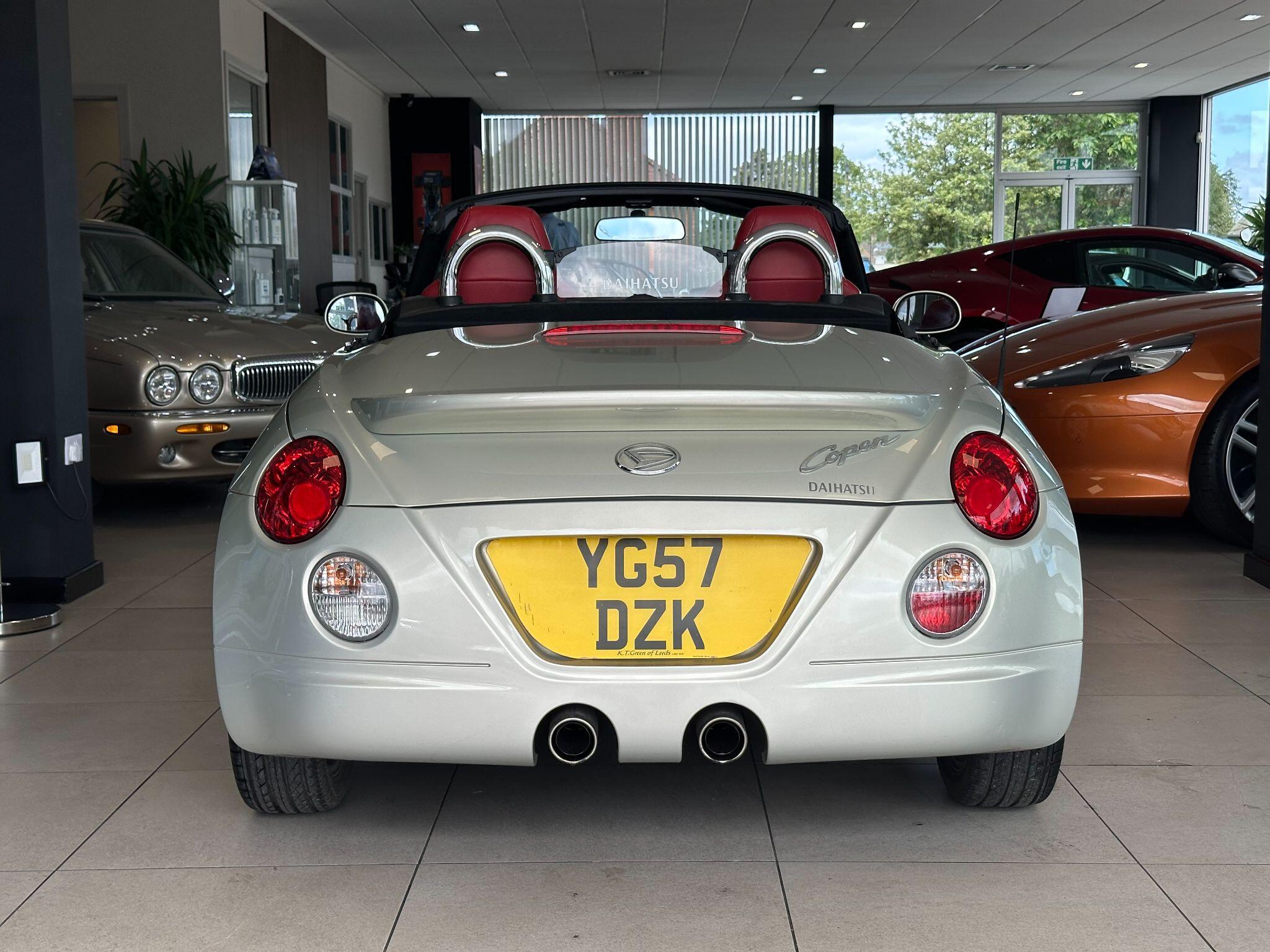 Daihatsu Copen - Image 18