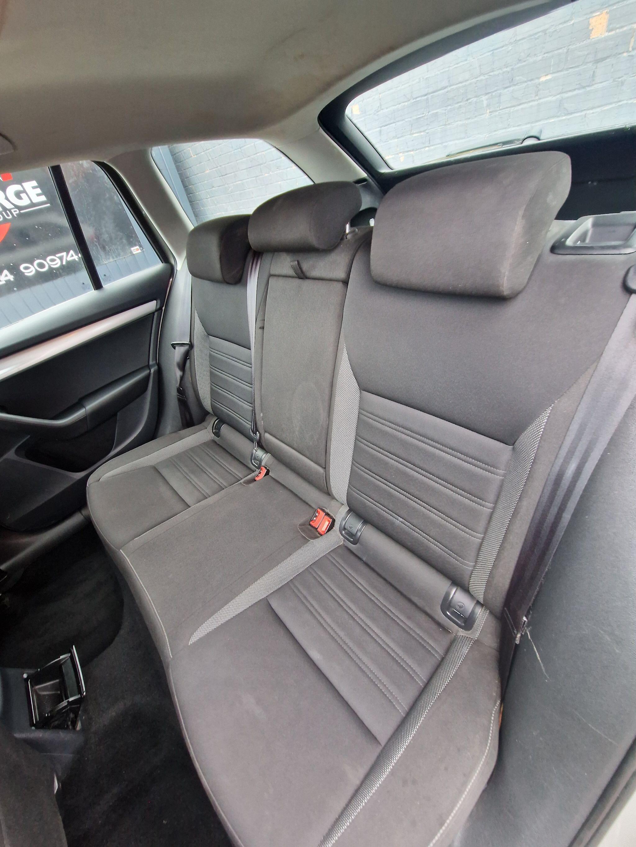 Skoda Octavia - Image 39