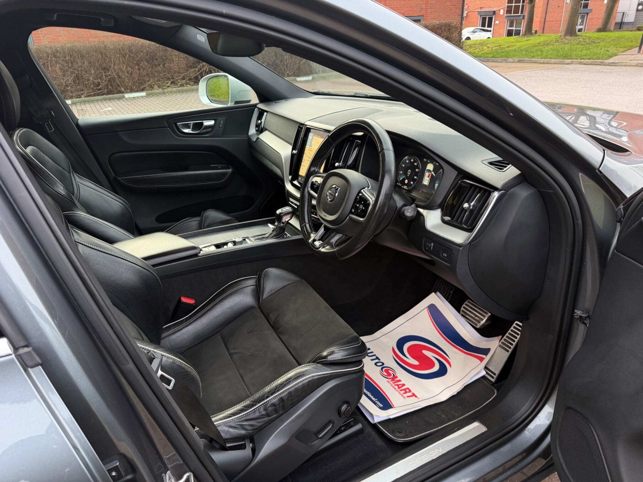 Volvo XC60 - Image 38