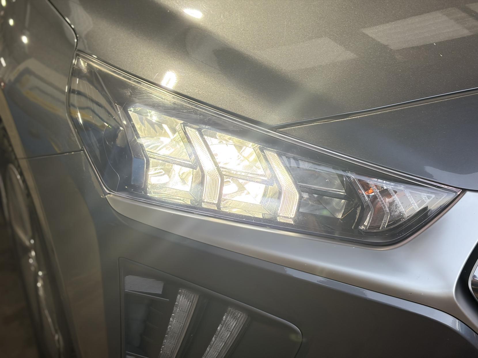 Hyundai Ioniq - Image 9