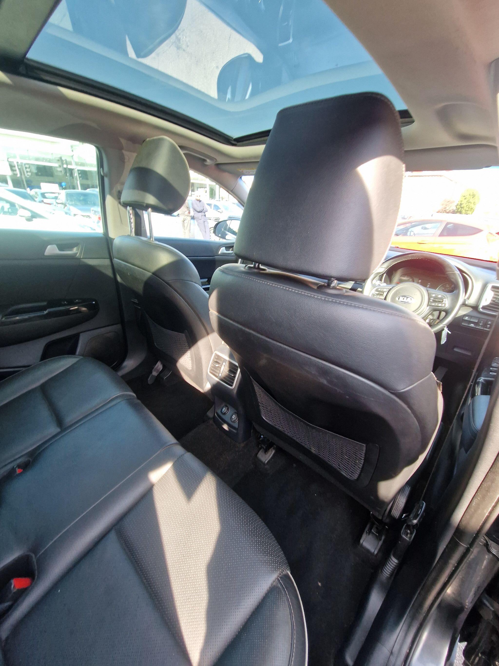 Kia Sportage - Image 44