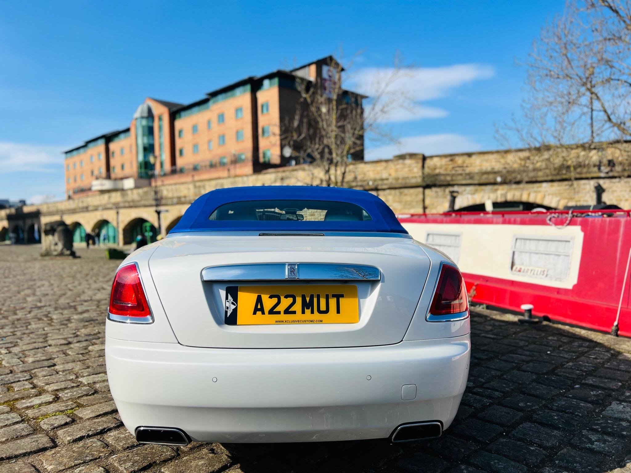 Rolls-Royce Dawn - Image 17