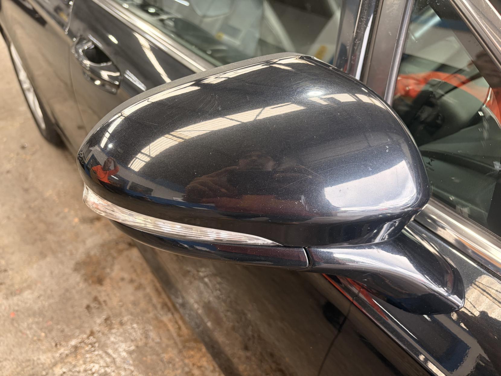 Ford Mondeo - Image 18