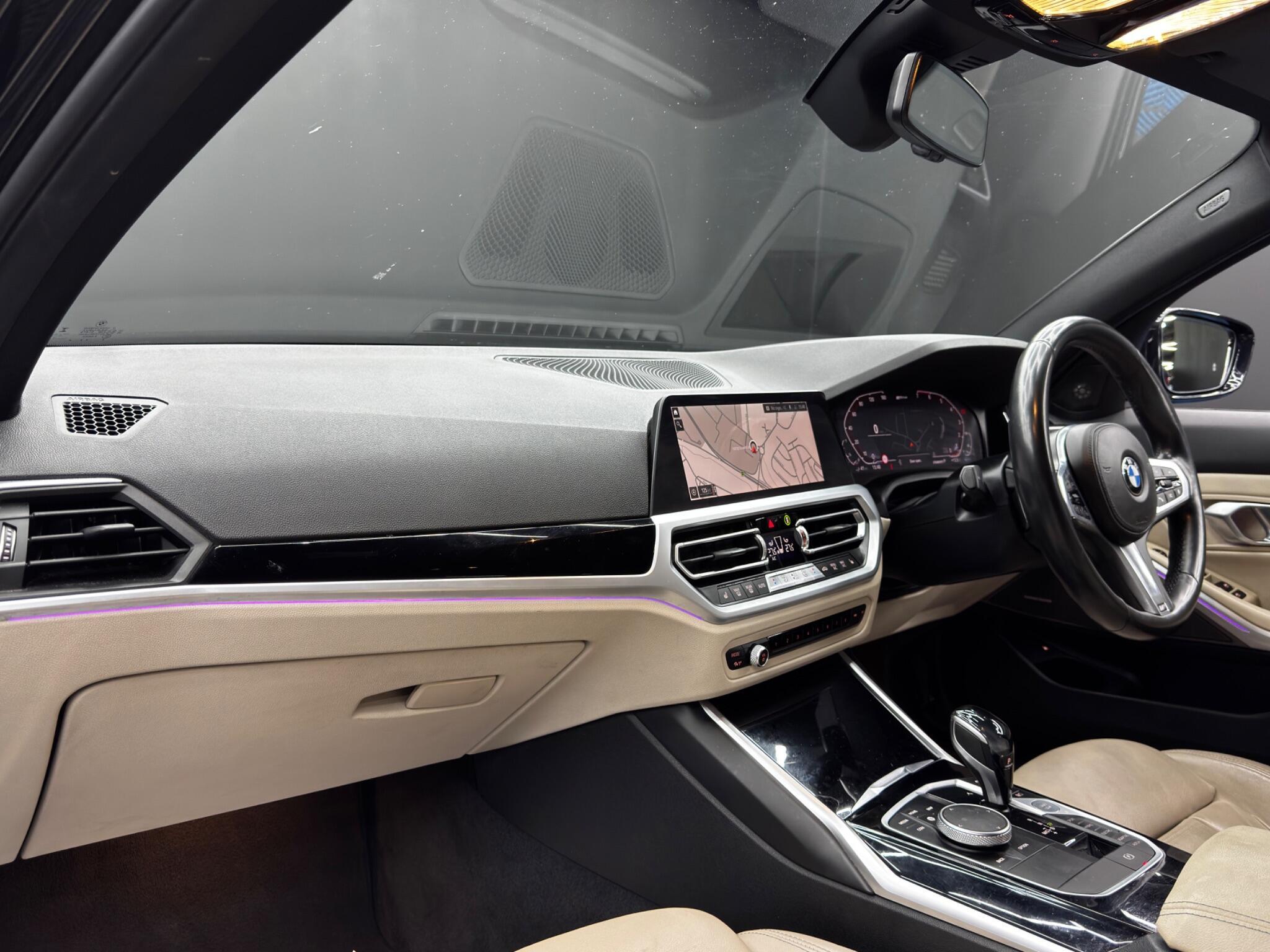 BMW 3 Series - Image 11