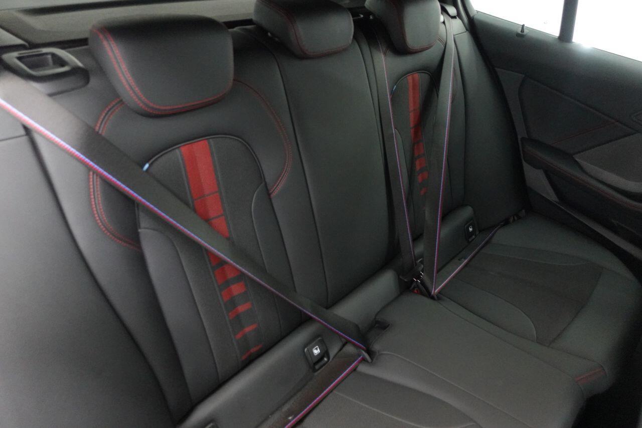 BMW 1 Series - Image 13