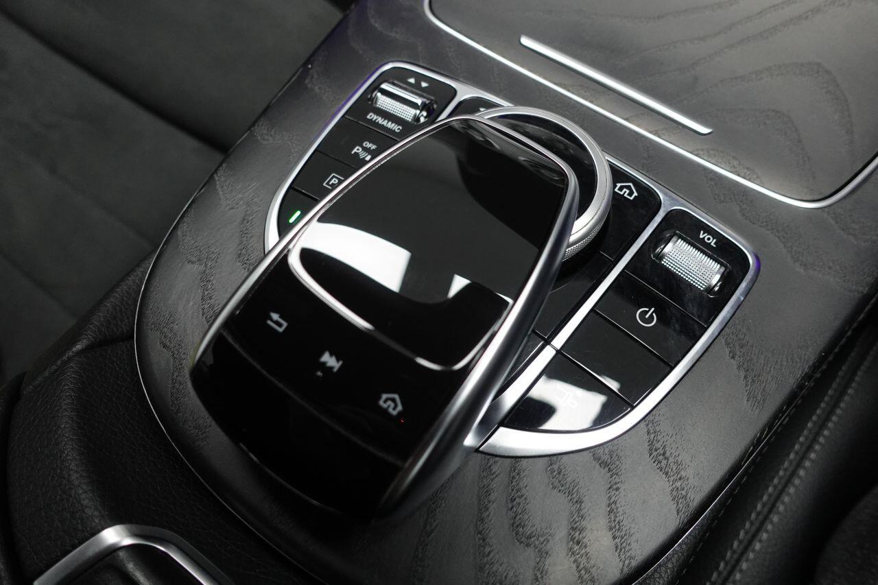 Mercedes-benz E-CLASS - Image 24