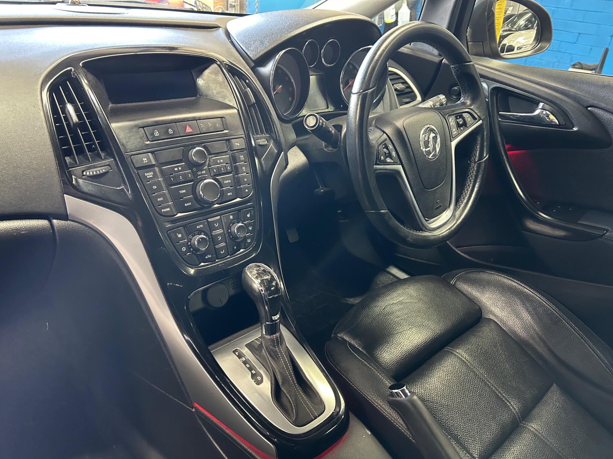 Vauxhall Astra - Image 20