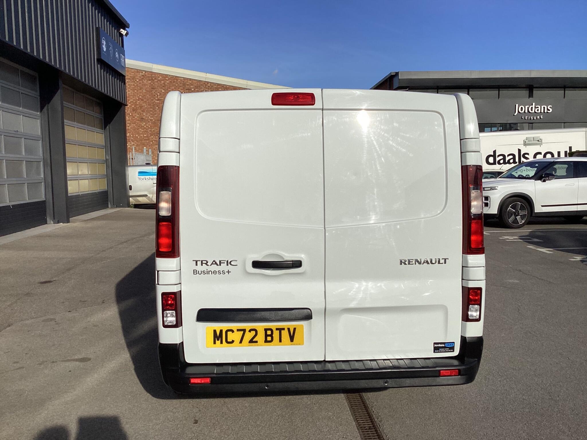 Renault Trafic - Image 6