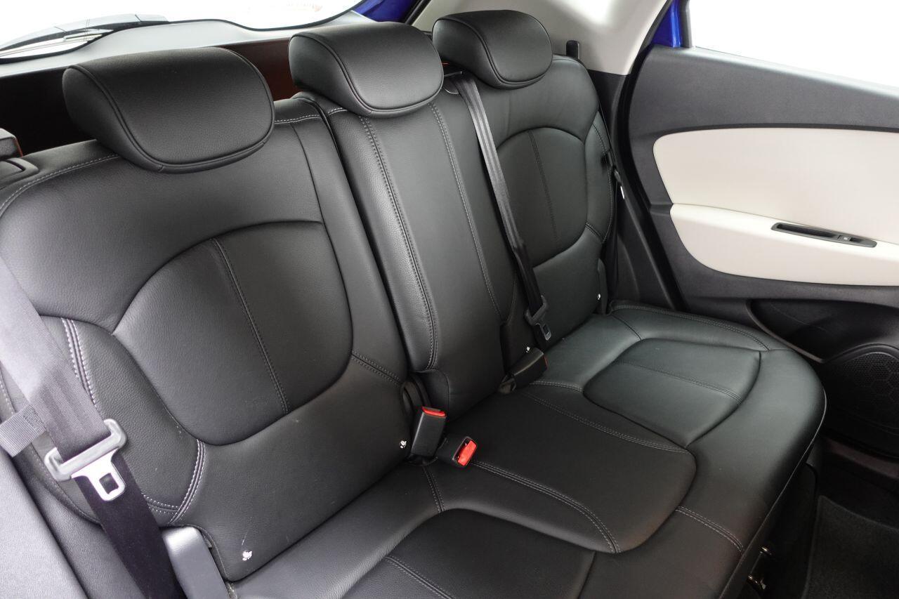 Renault Captur - Image 18