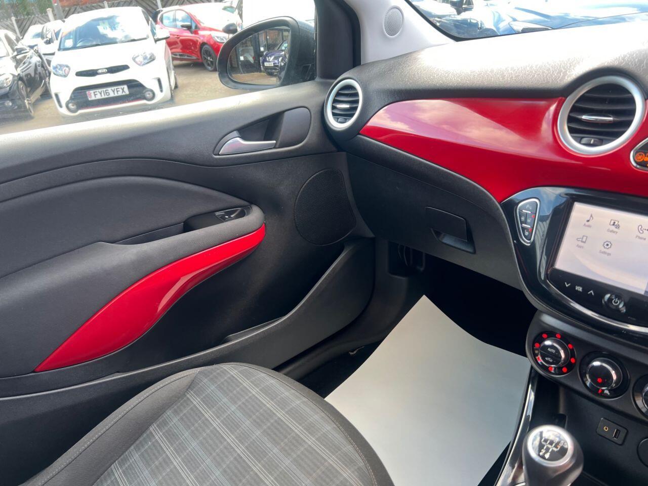 Vauxhall ADAM - Image 4