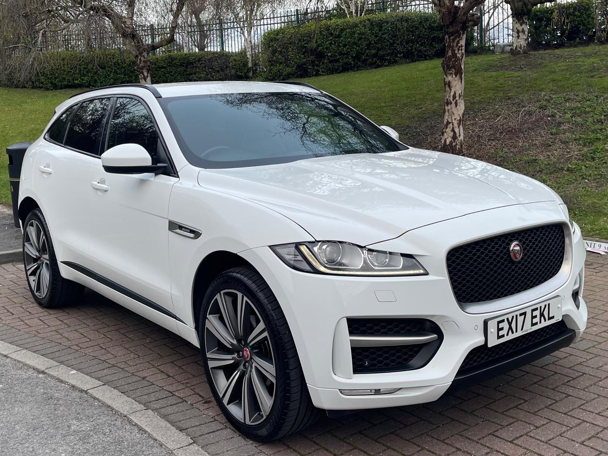 Jaguar F-Pace - Image 23