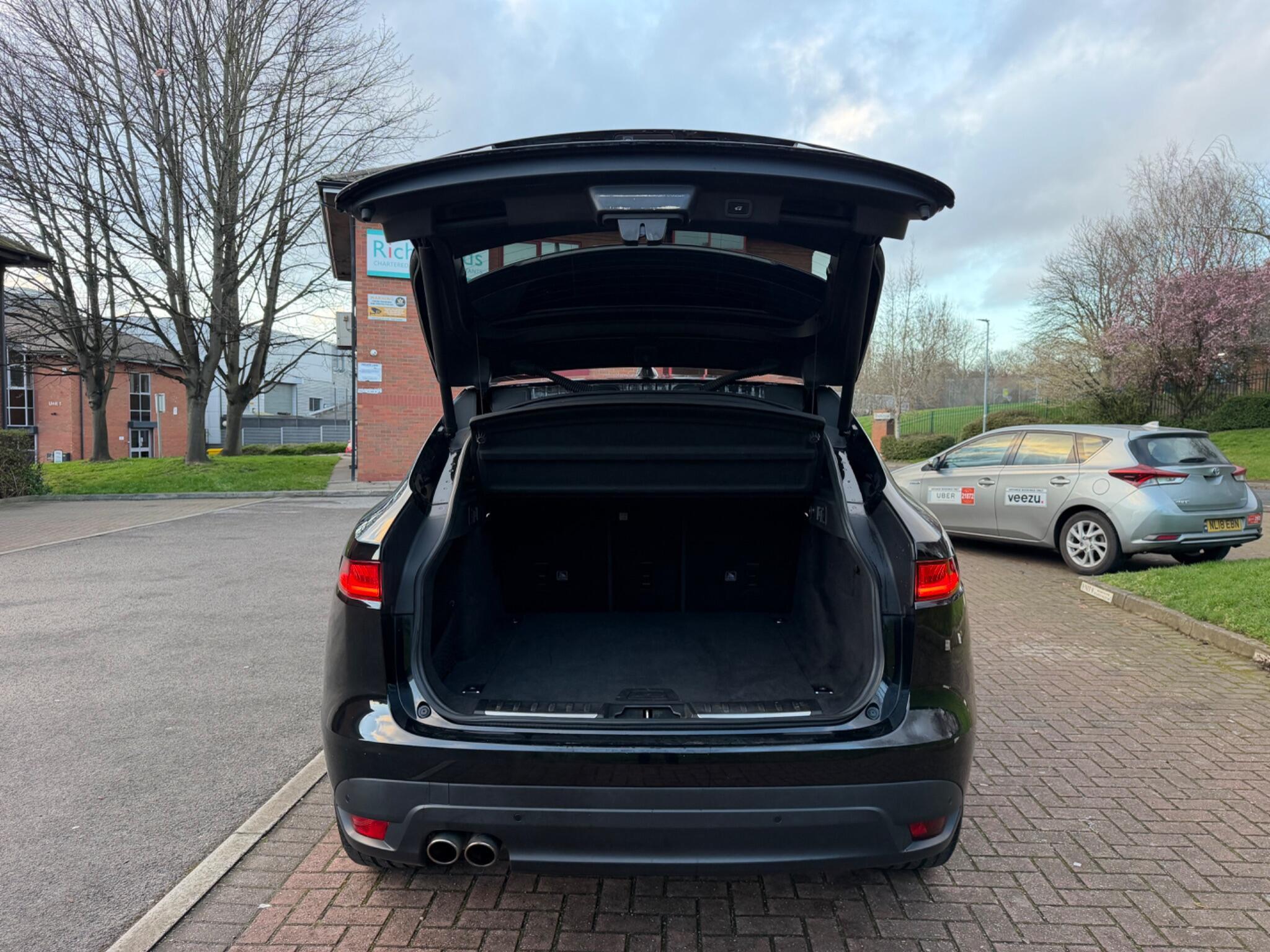 Jaguar F-Pace - Image 31