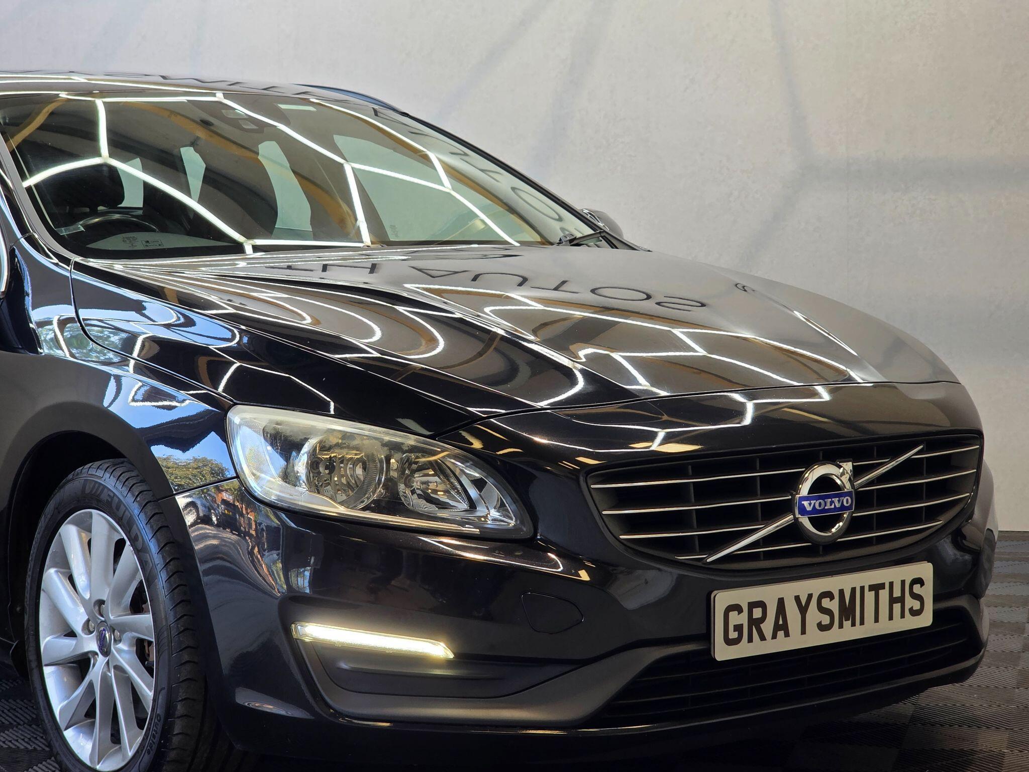 Volvo V60 - Image 5