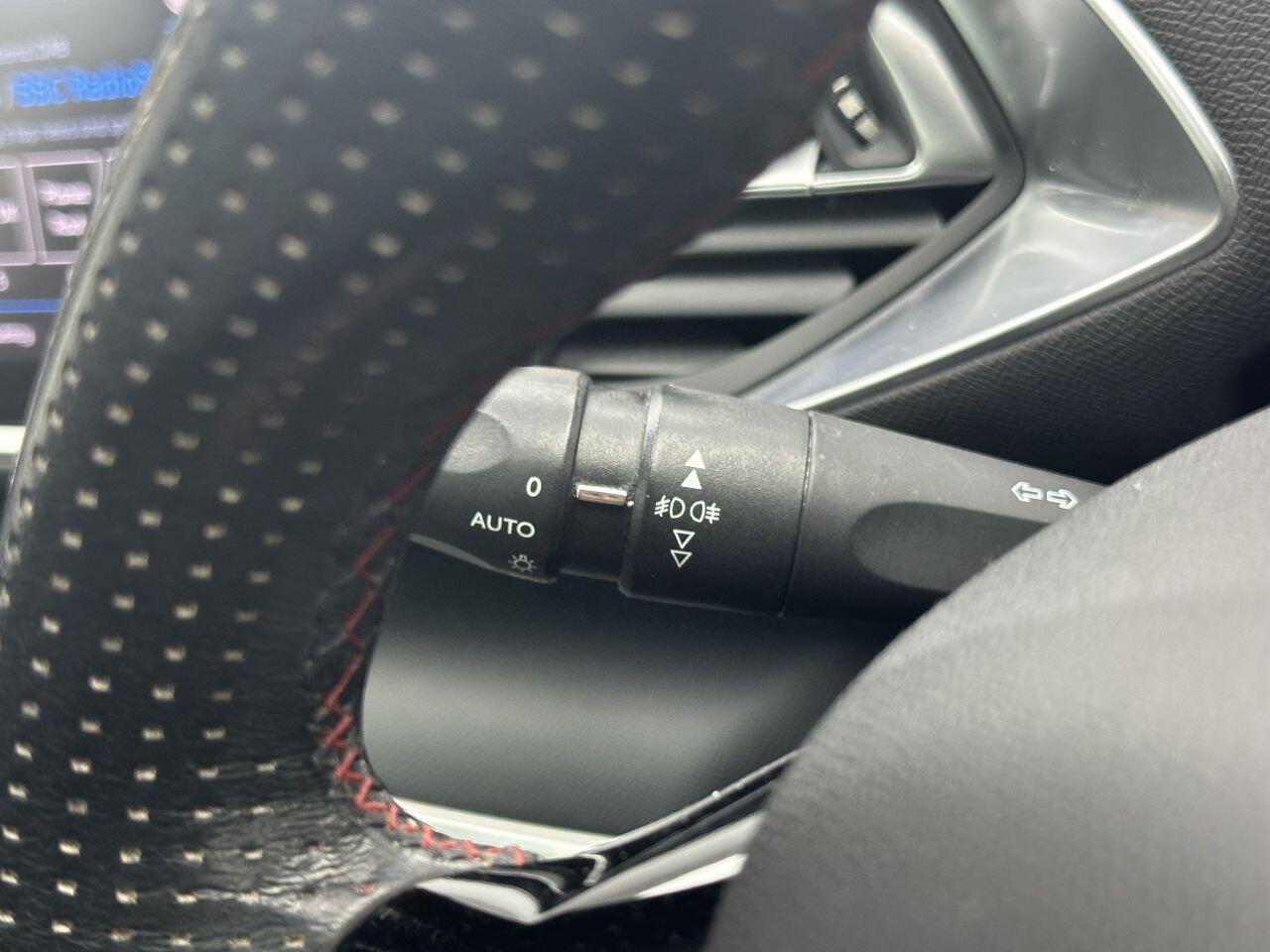 Peugeot 308 - Image 30