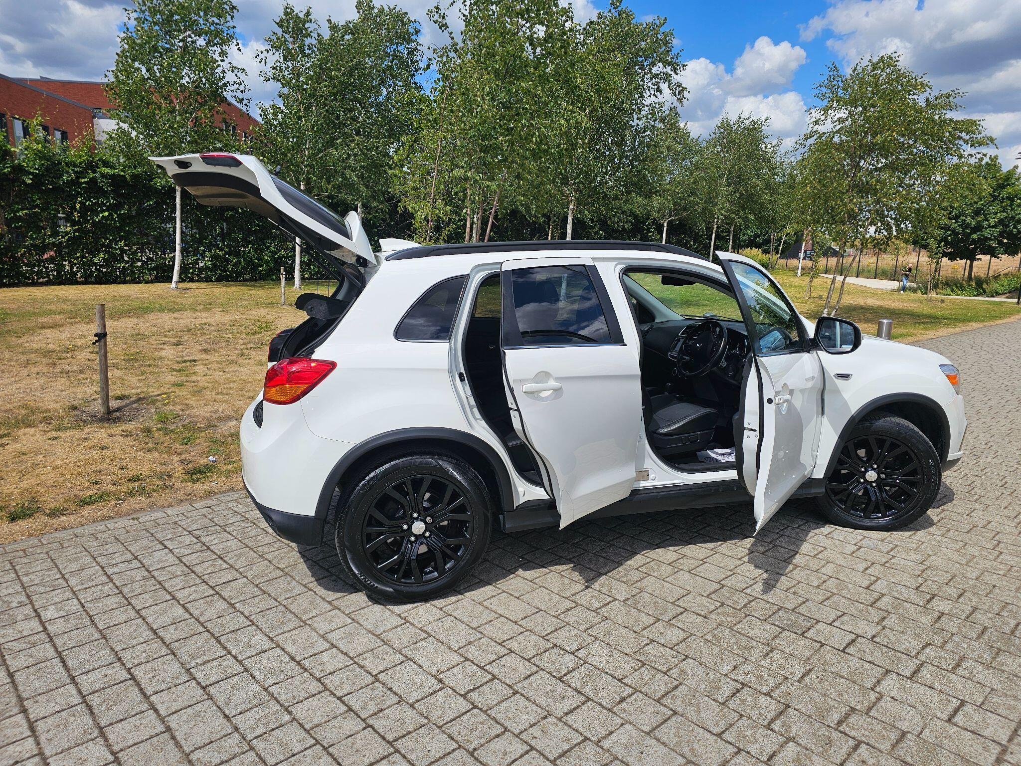 Mitsubishi ASX - Image 11