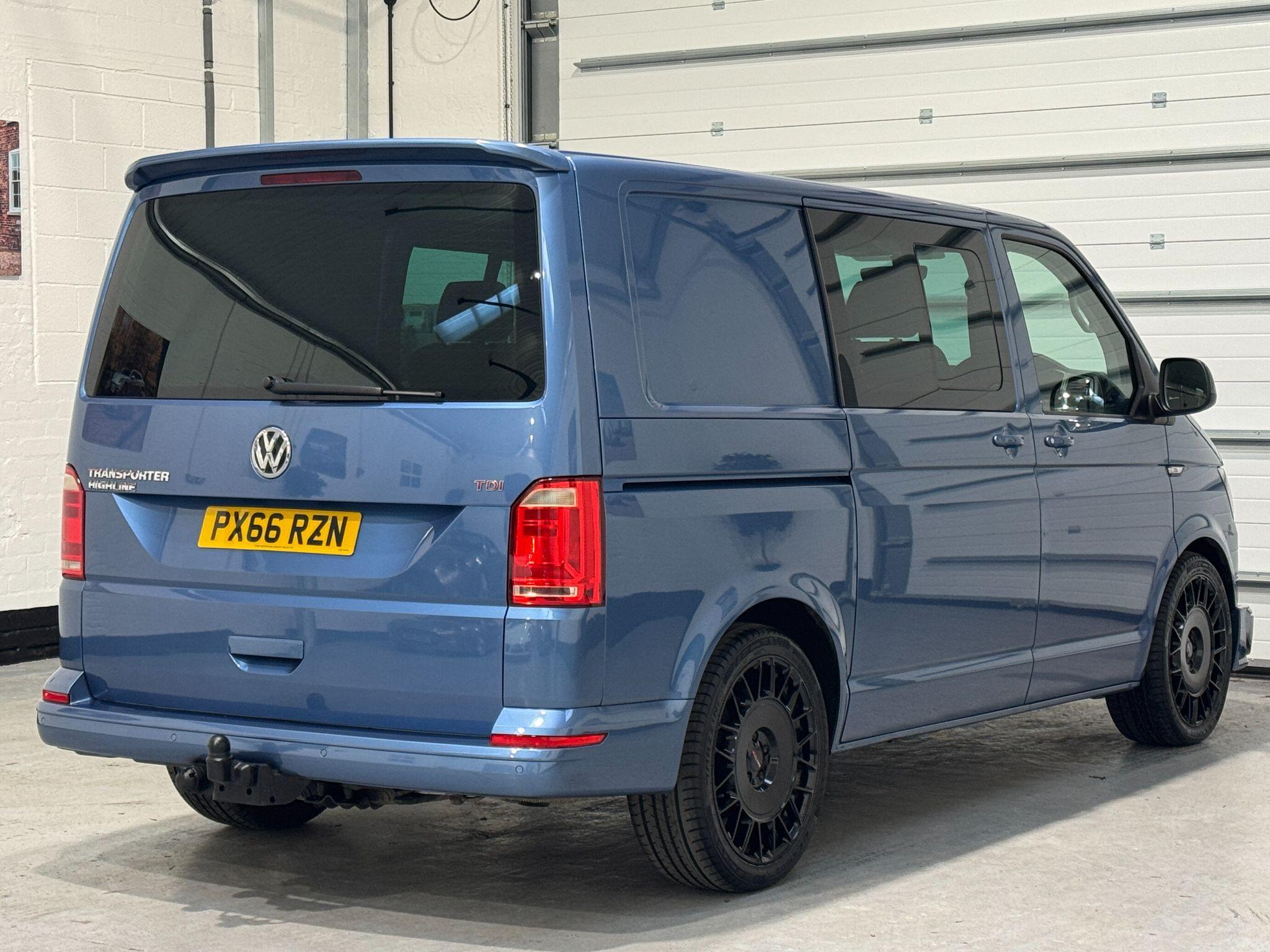 Volkswagen Transporter - Image 11