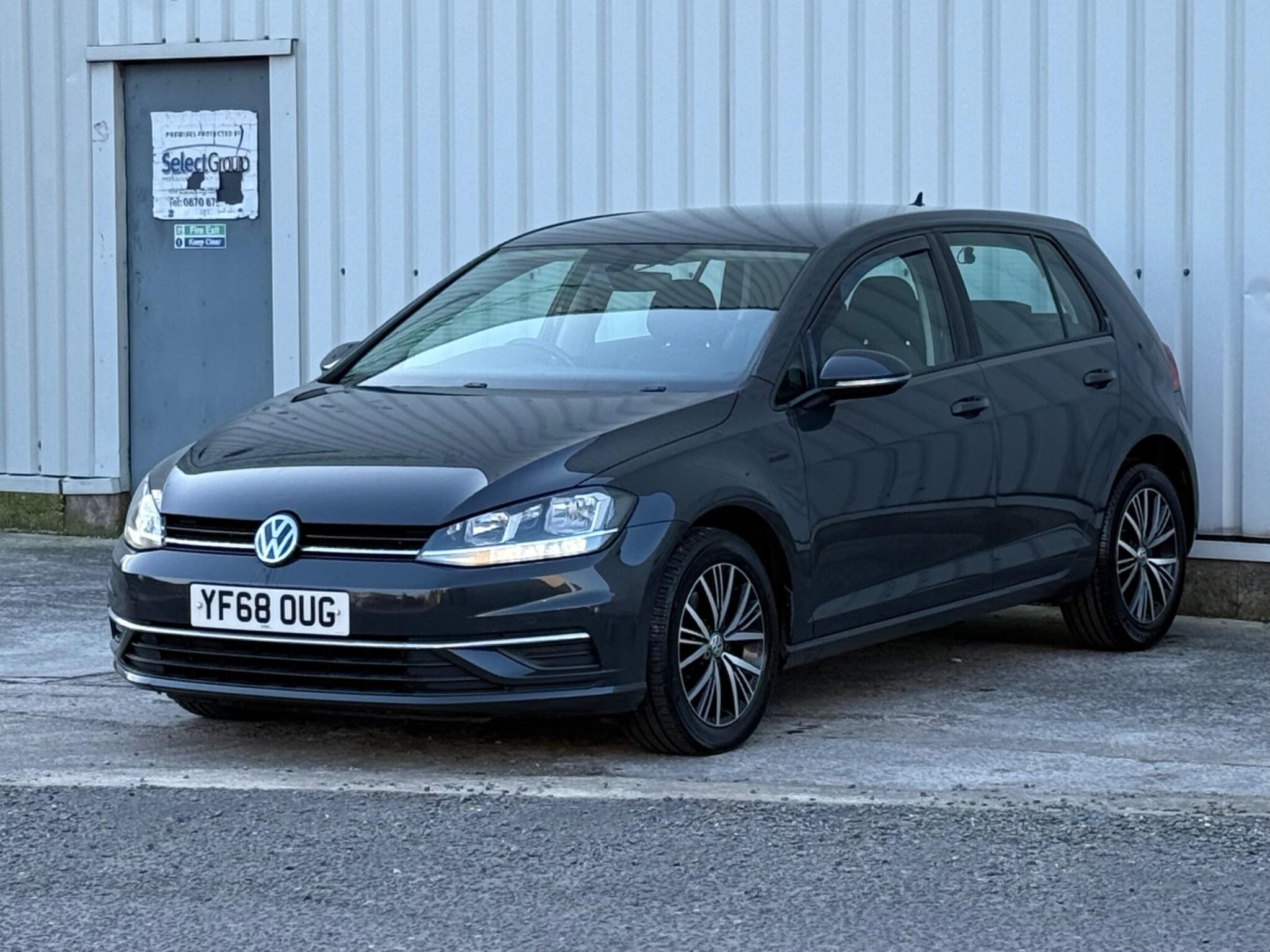 Volkswagen Golf - Image 7