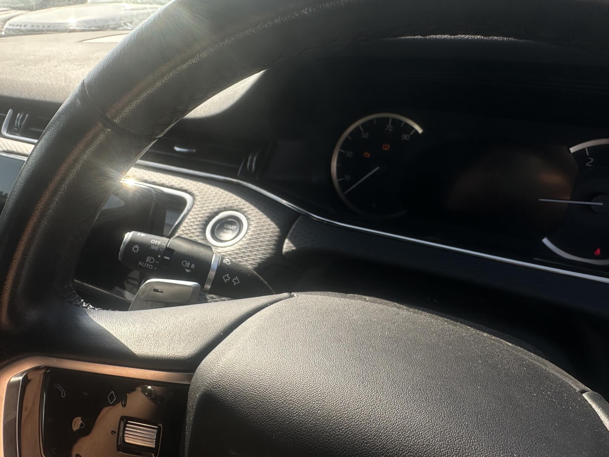 Land Rover Range Rover Evoque - Image 8