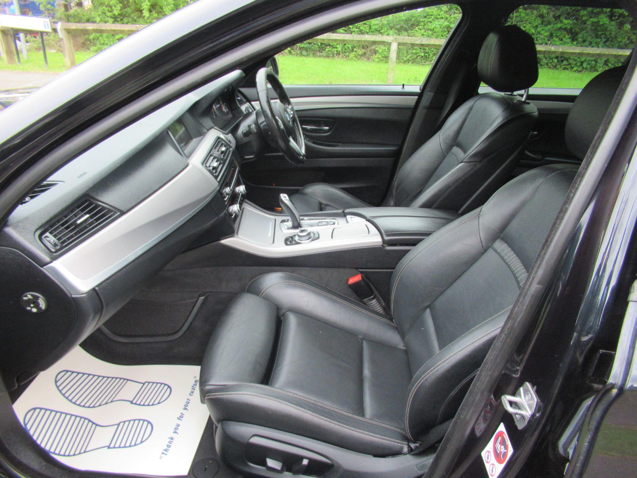 BMW 5 Series - Image 9