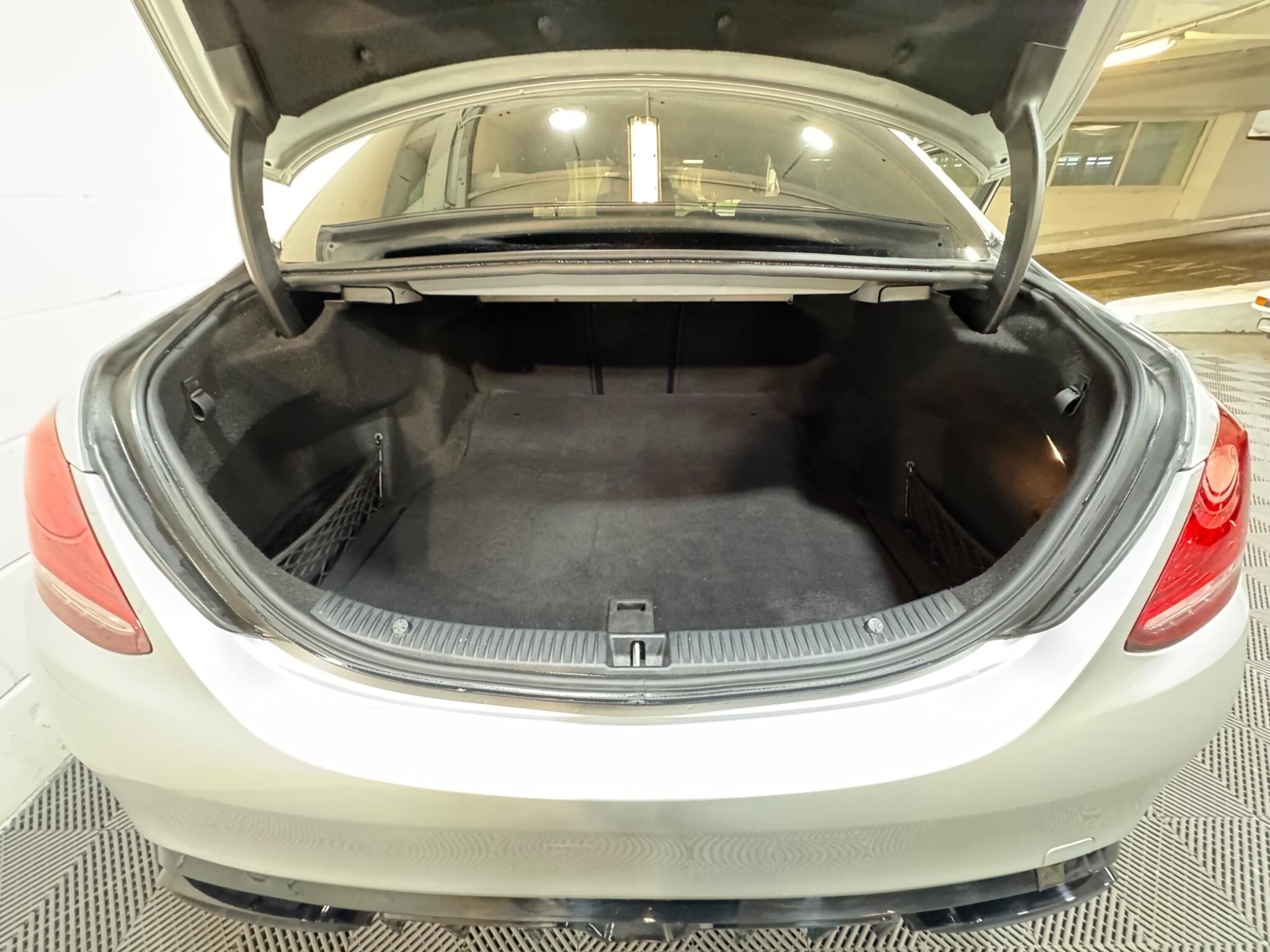 Mercedes C Class - Image 14