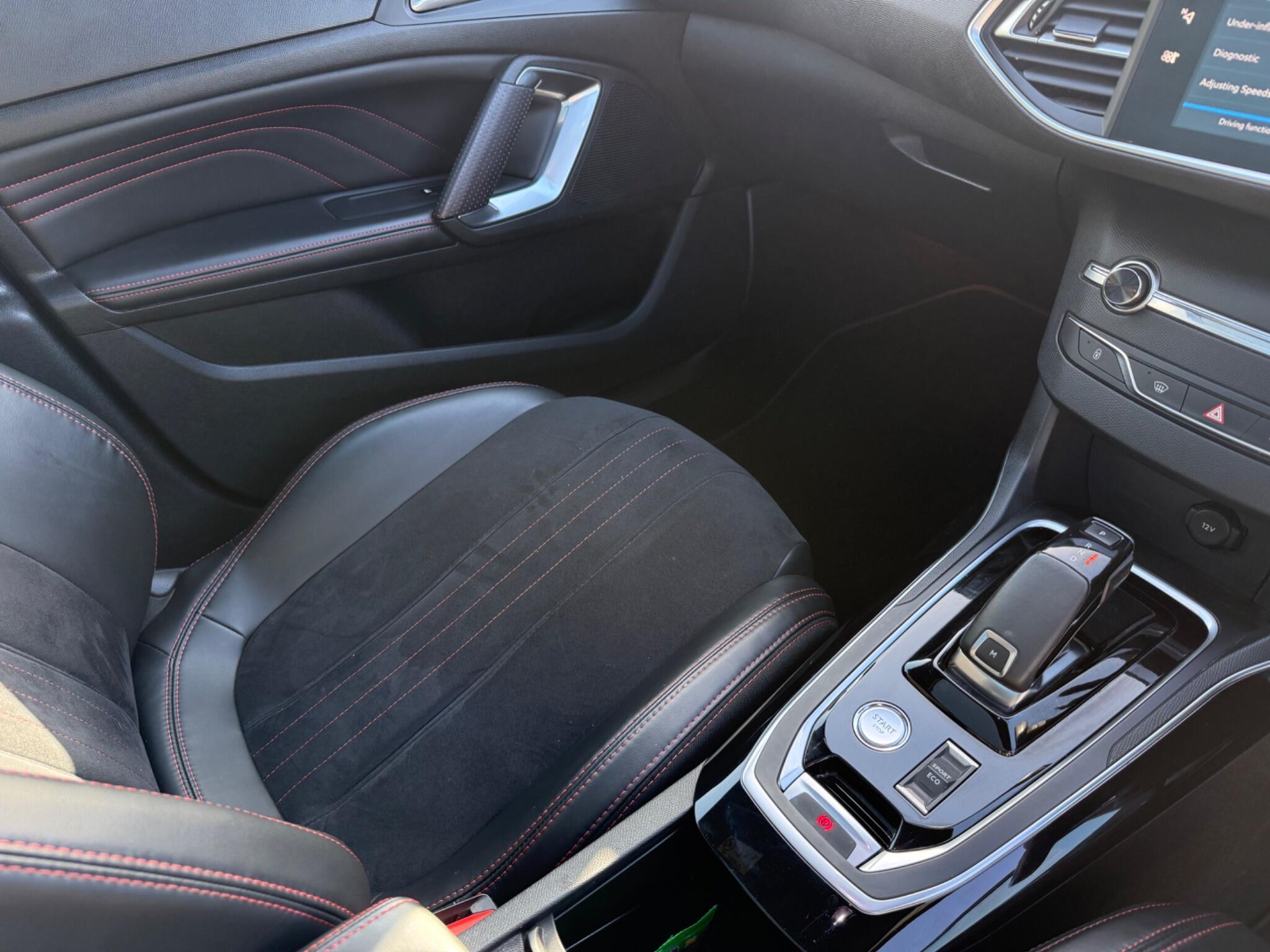Peugeot 308 SW - Image 18